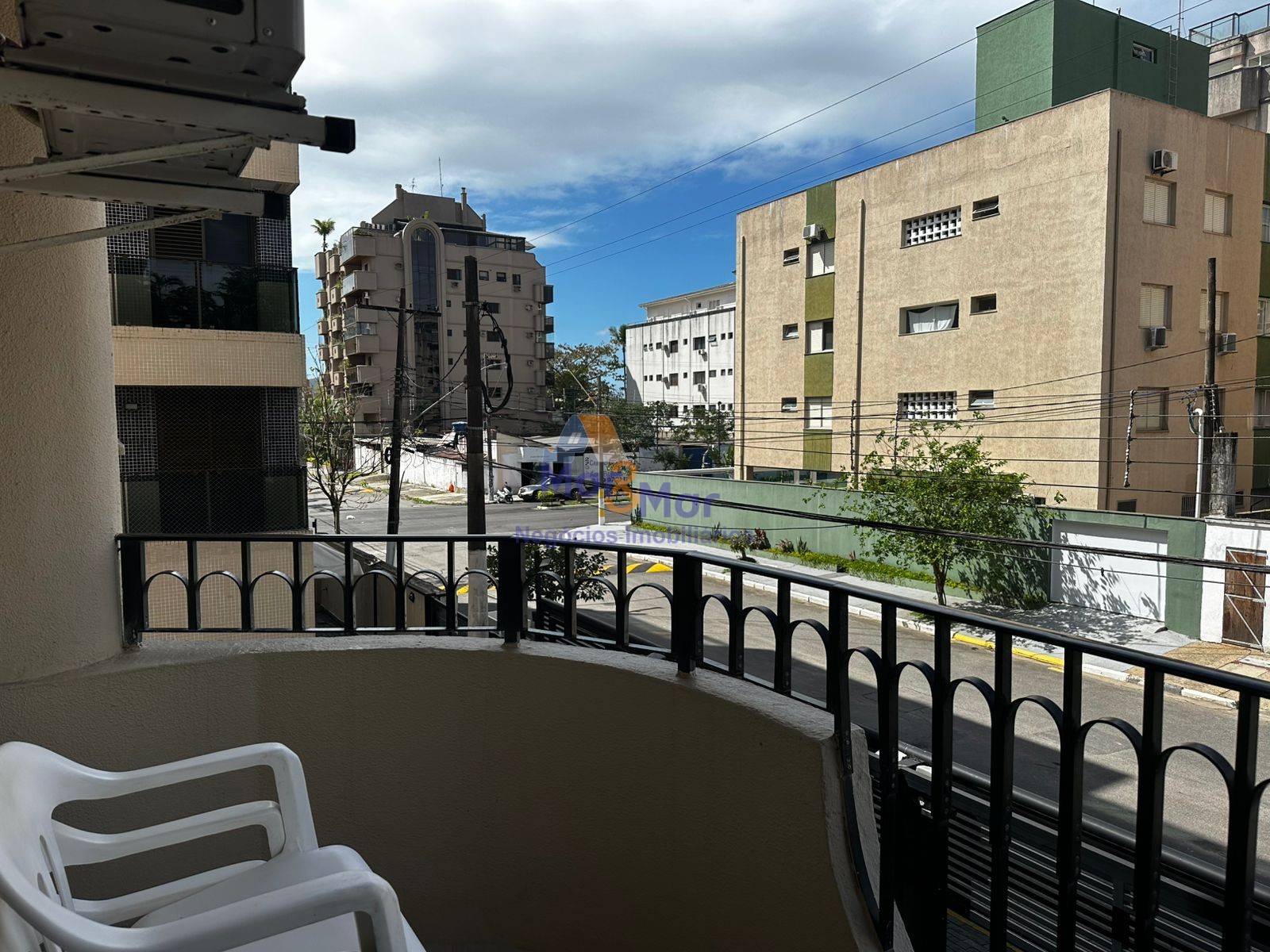 Apartamento na Praia da Enseada, Guarujá - SP