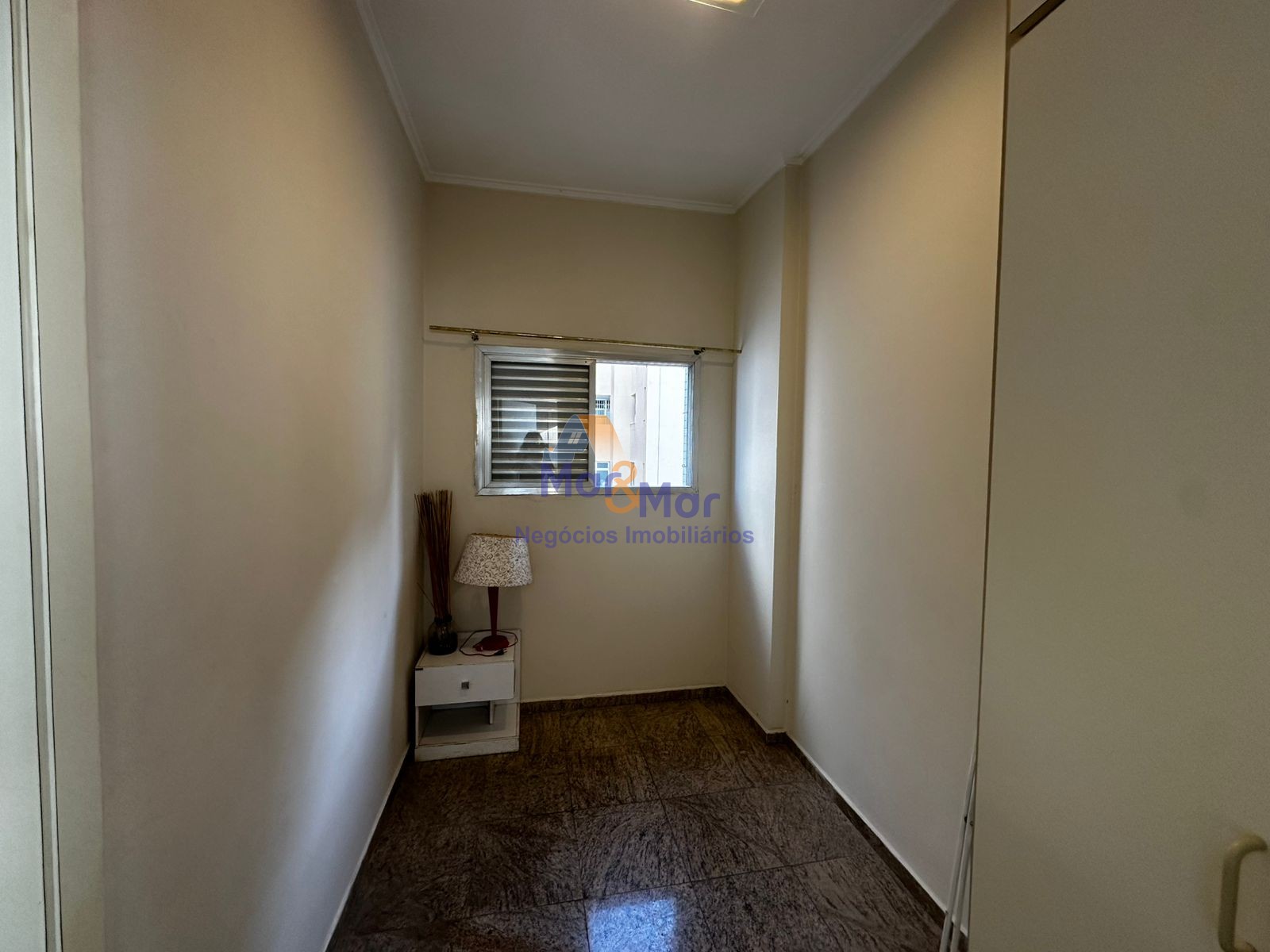 Apartamento Frente ao Mar nas Pitangueiras, Guarujá - SP