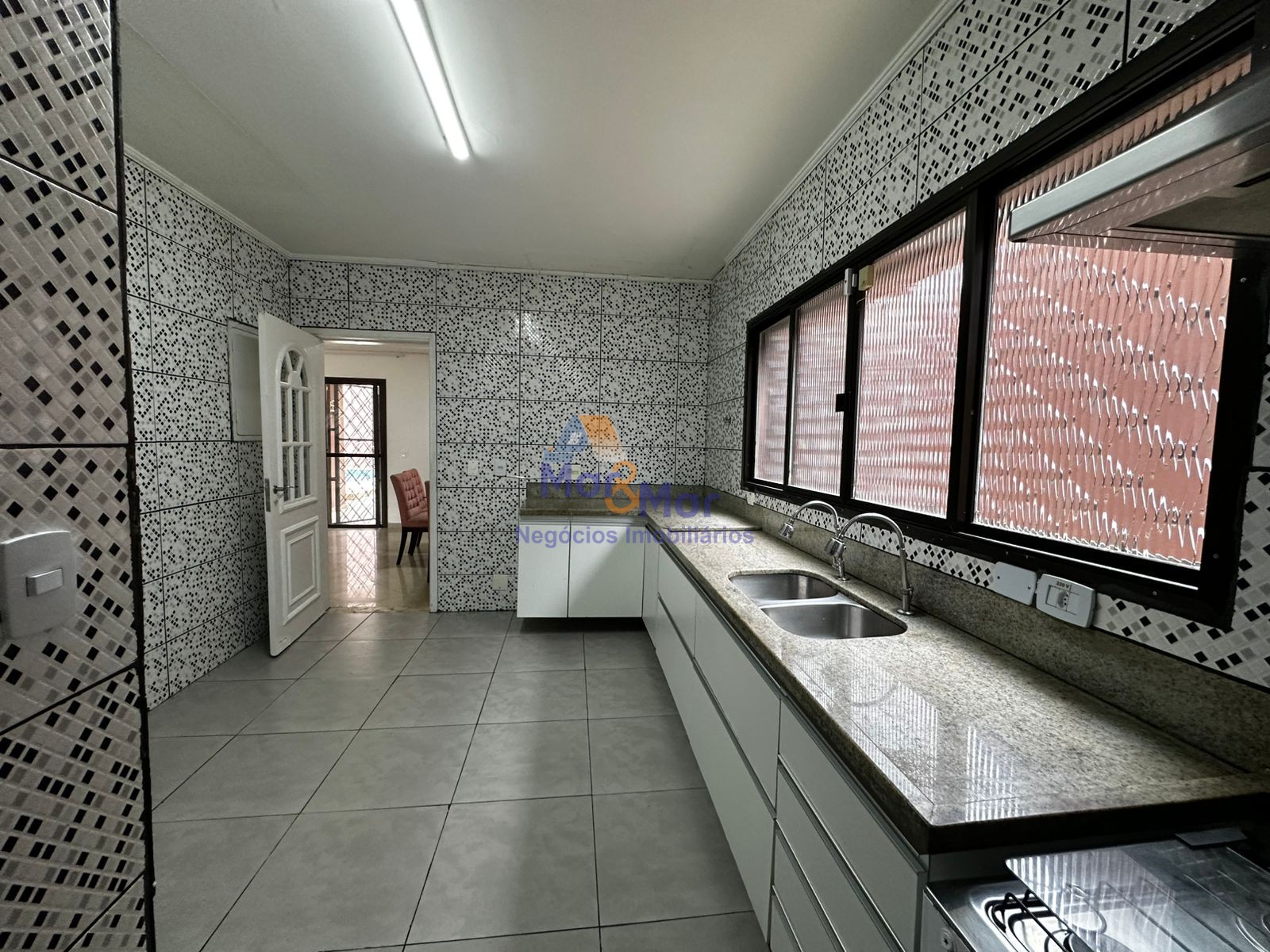 Casa , Praia da Esnseada - GUARUJÁ - SP