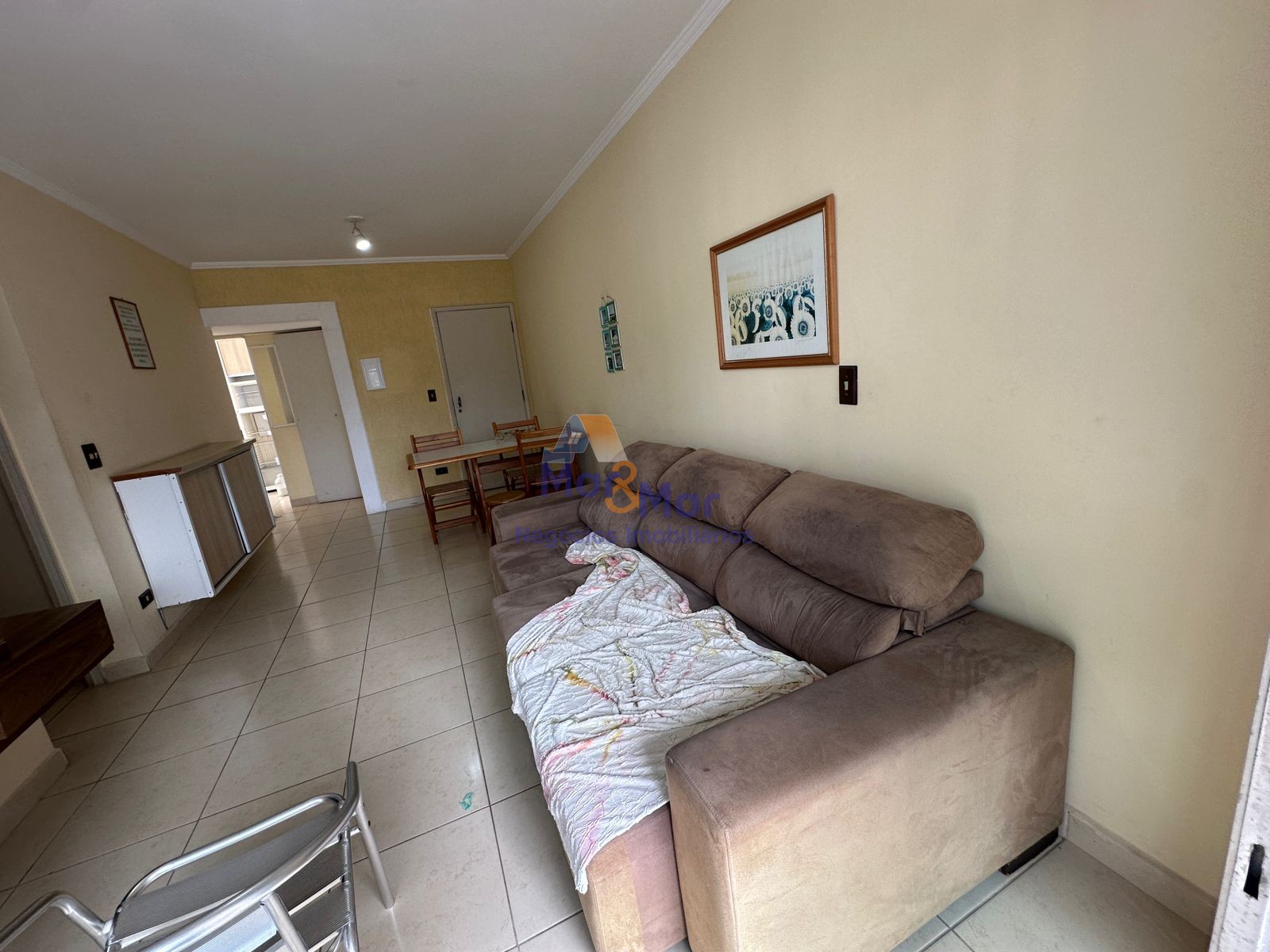 Apartamento na Praia das Pitangueiras, Guarujá - SP