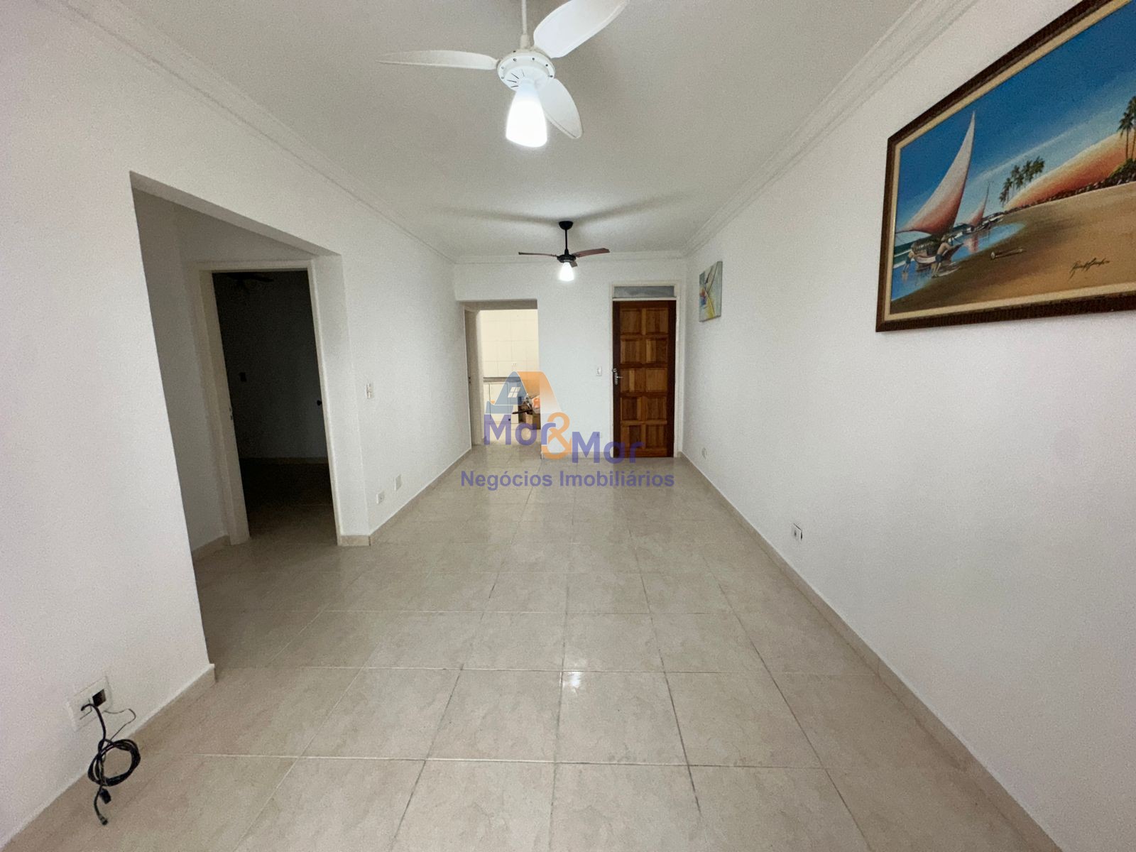 Apartamento na Praia das Pitangueiras, Guarujá - SP