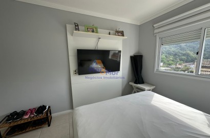 Apartamento na Praia das Pitangueiras, Guarujá - SP