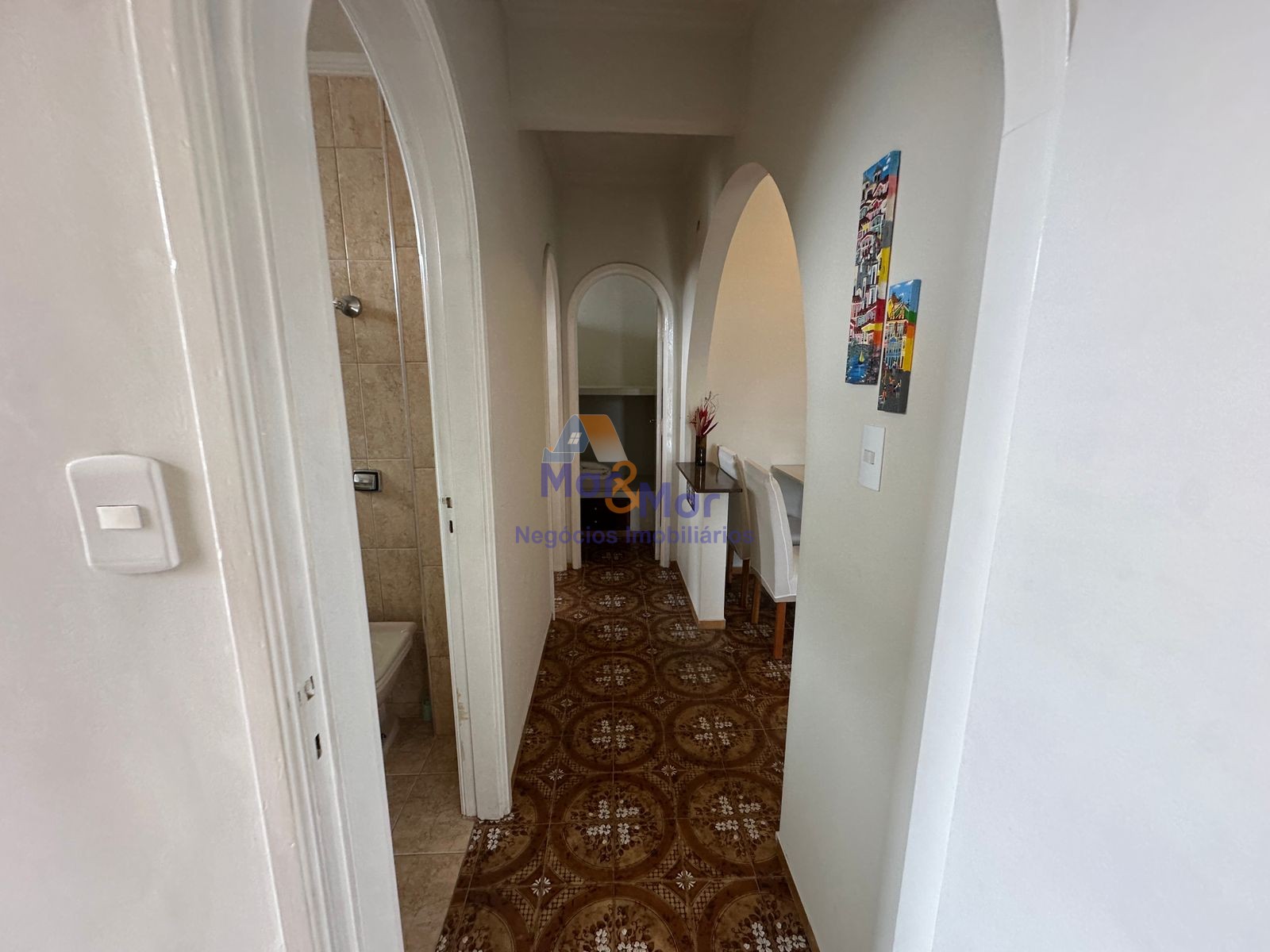 Apartamento na Praia das Pitangueiras, Guarujá - SP