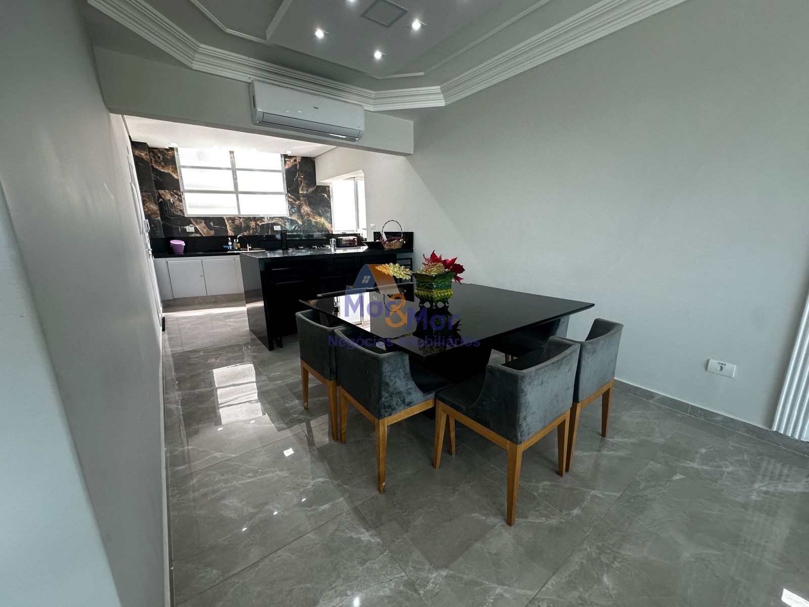 Apartamento Frente ao Mar-3-dormitorios-Pitangueiras