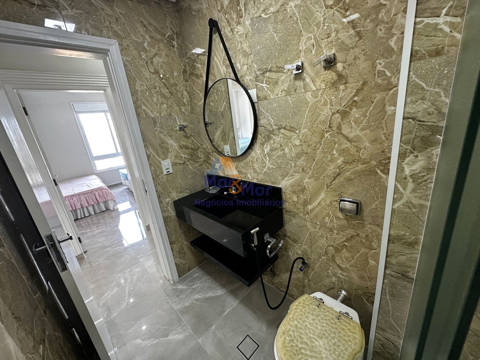 Apartamento Frente ao Mar-3-dormitorios-Pitangueiras