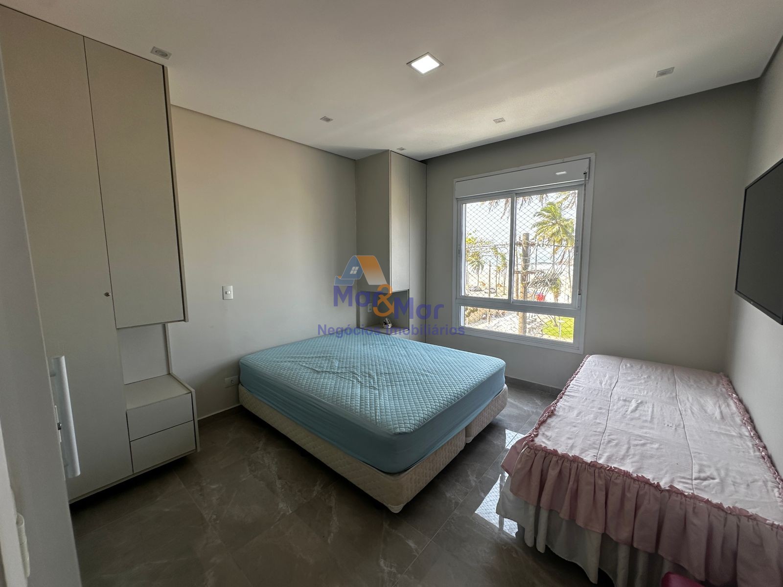 Apartamento Frente ao Mar-3-dormitorios-Pitangueiras