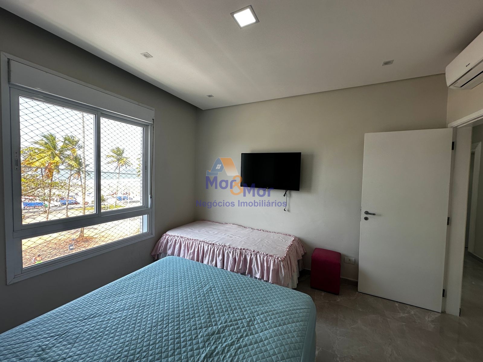 Apartamento Frente ao Mar-3-dormitorios-Pitangueiras
