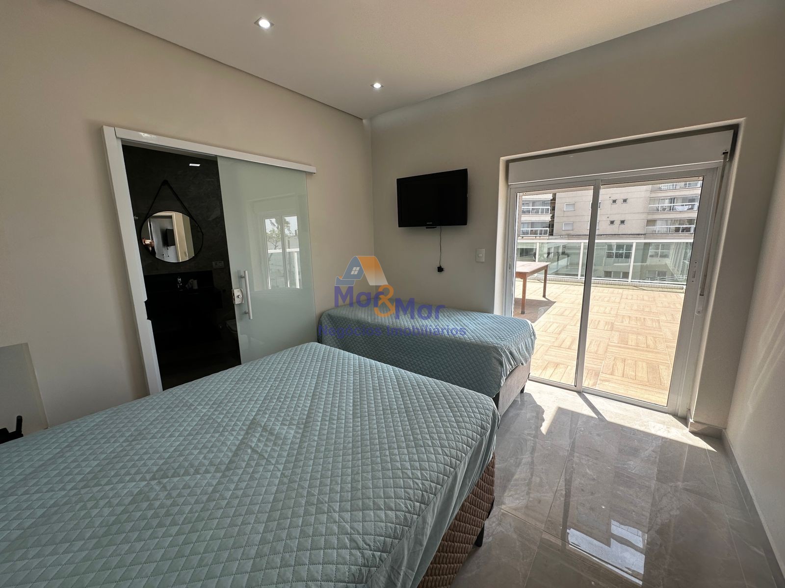 Apartamento Frente ao Mar-3-dormitorios-Pitangueiras