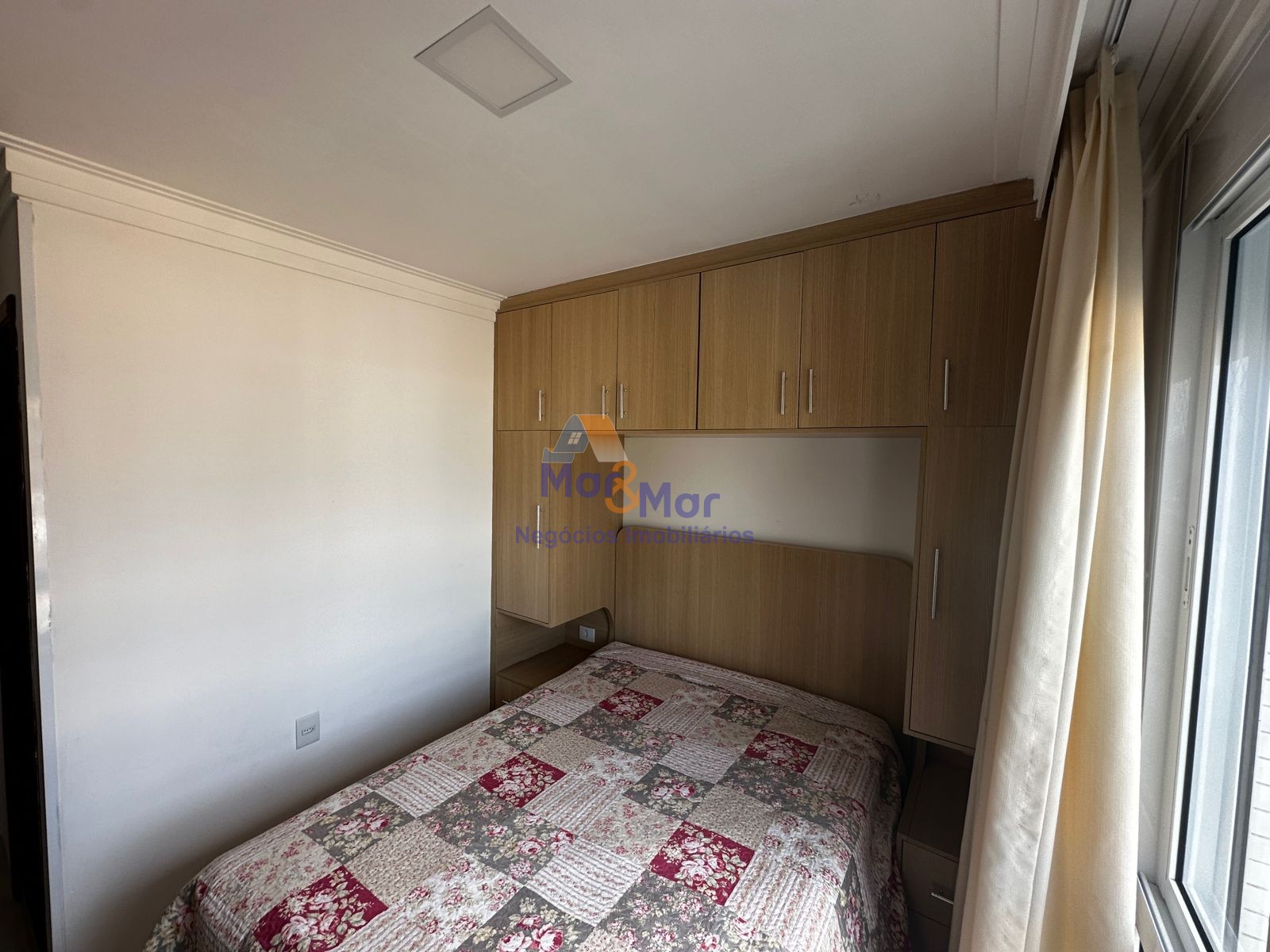 Apartamento Frente ao Mar nas Pitangueiras, Guarujá - SP