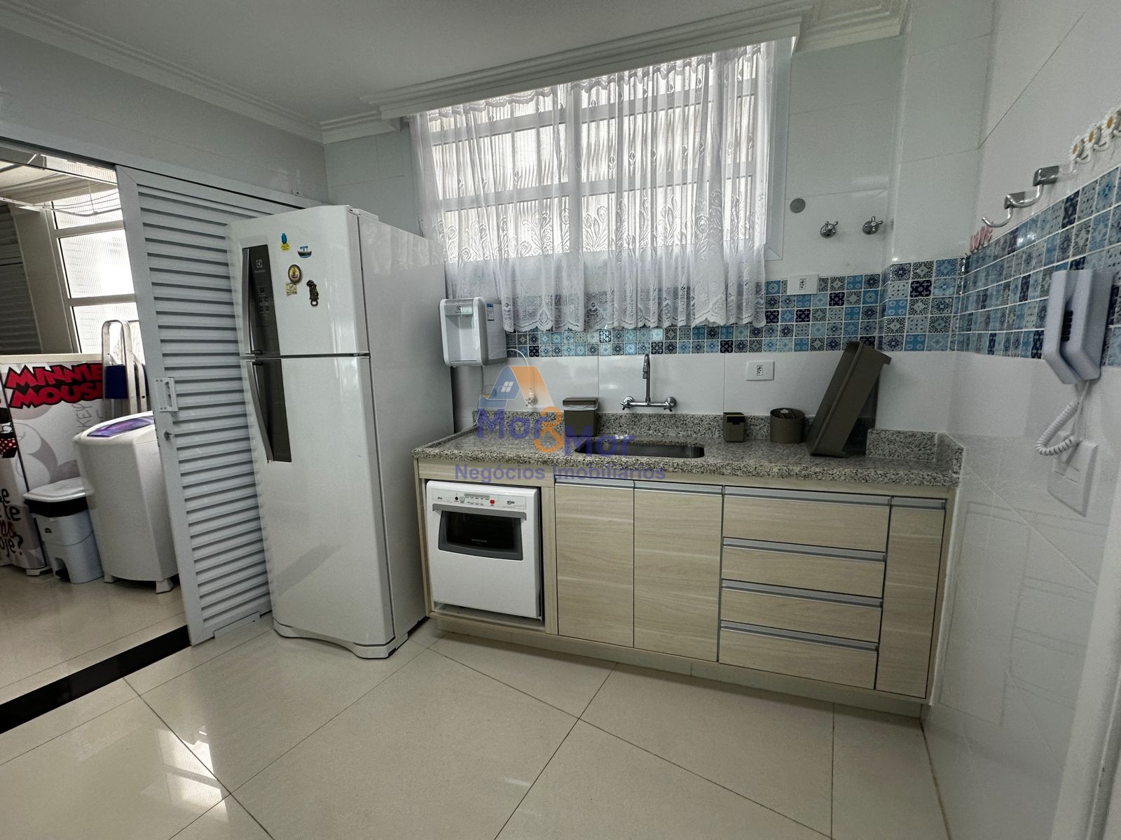 Apartamento Frente ao Mar nas Pitangueiras, Guarujá - SP