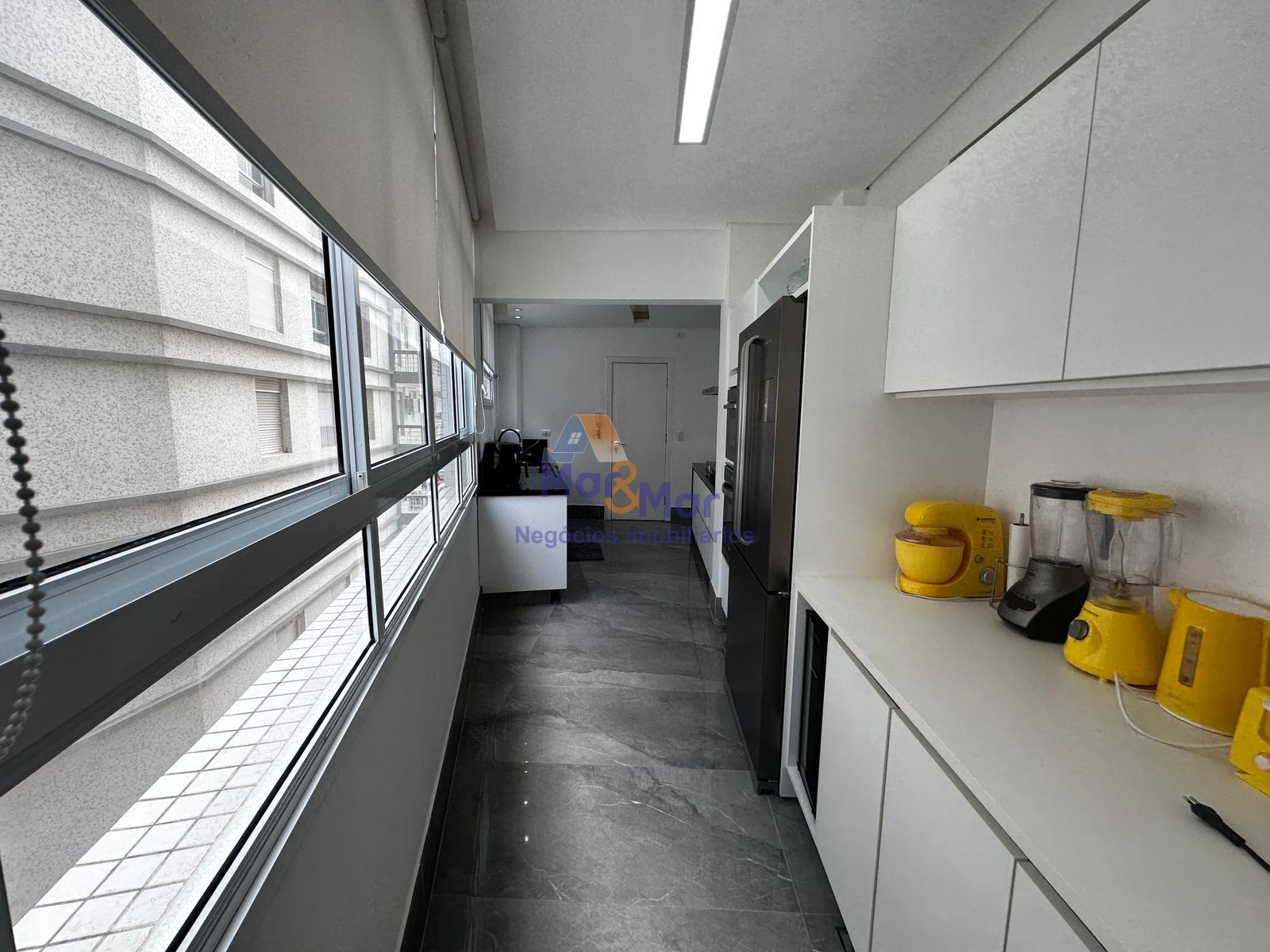 Apartamento Frente ao Mar nas Pitangueiras, Guarujá - SP