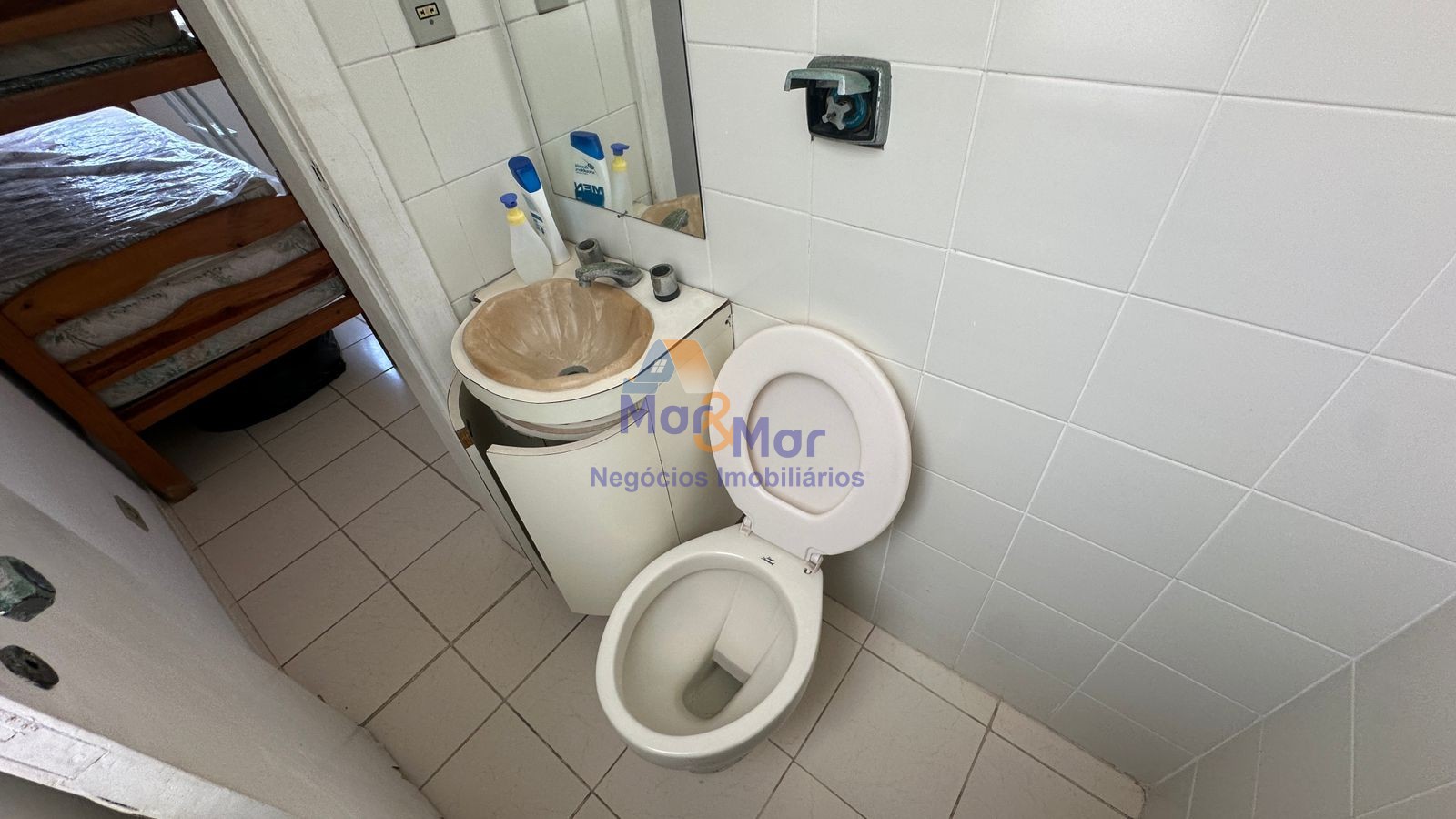 Apartamento Frente ao Mar nas Pitangueiras, Guarujá - SP