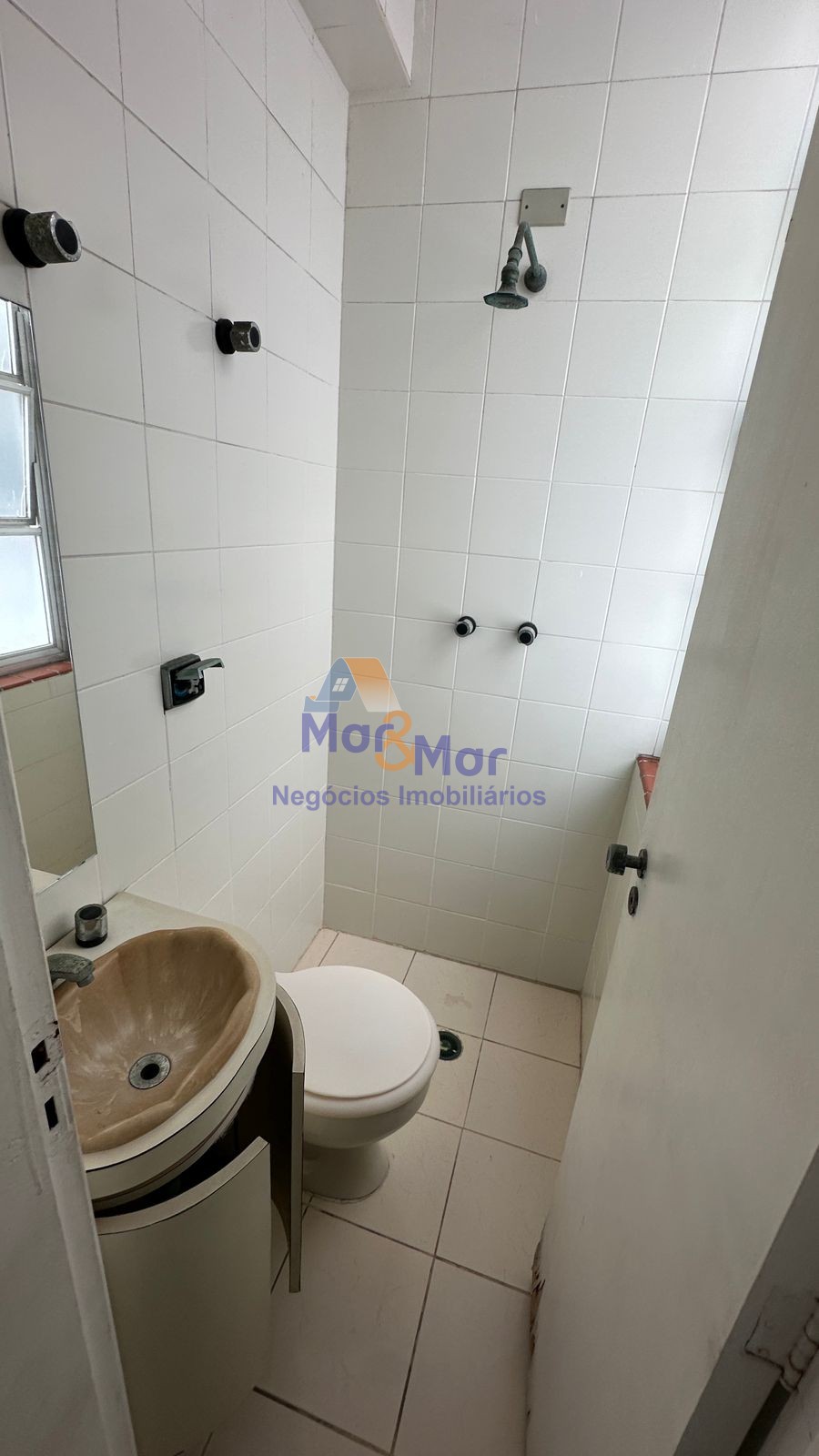 Apartamento Frente ao Mar nas Pitangueiras, Guarujá - SP
