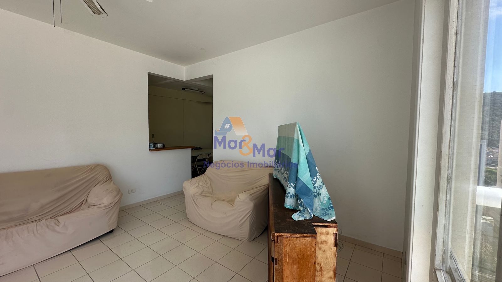 Apartamento Frente ao Mar nas Pitangueiras, Guarujá - SP