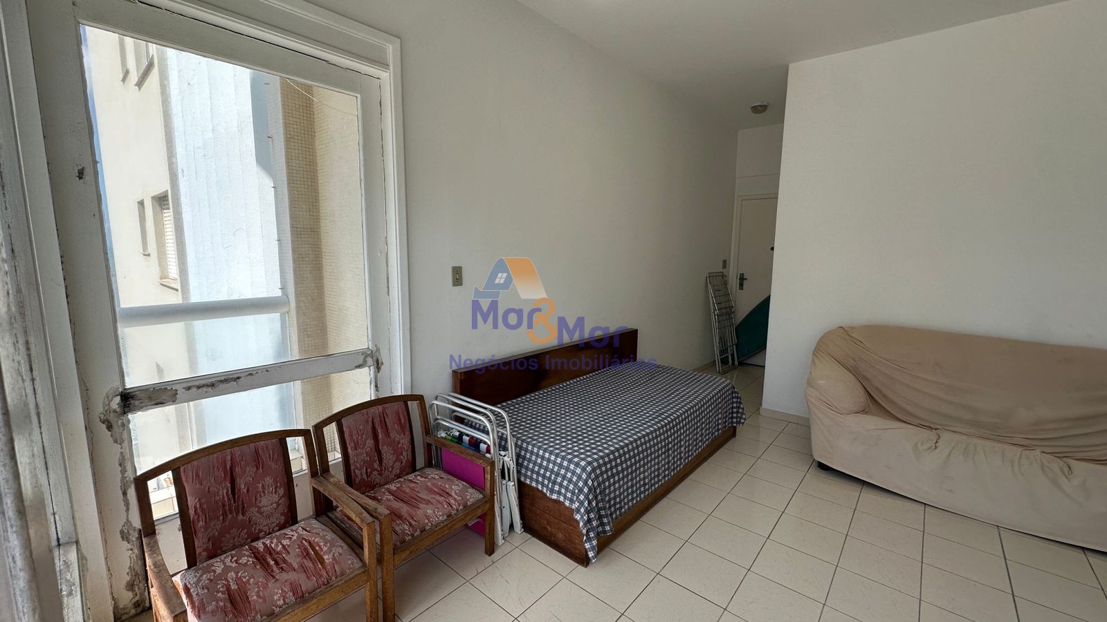 Apartamento Frente ao Mar nas Pitangueiras, Guarujá - SP