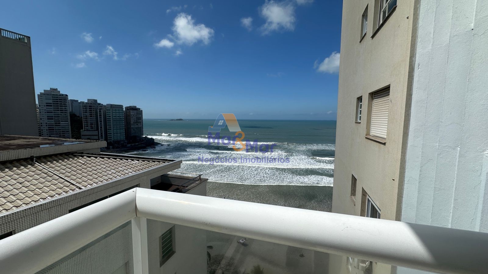 Apartamento Frente ao Mar nas Pitangueiras, Guarujá - SP