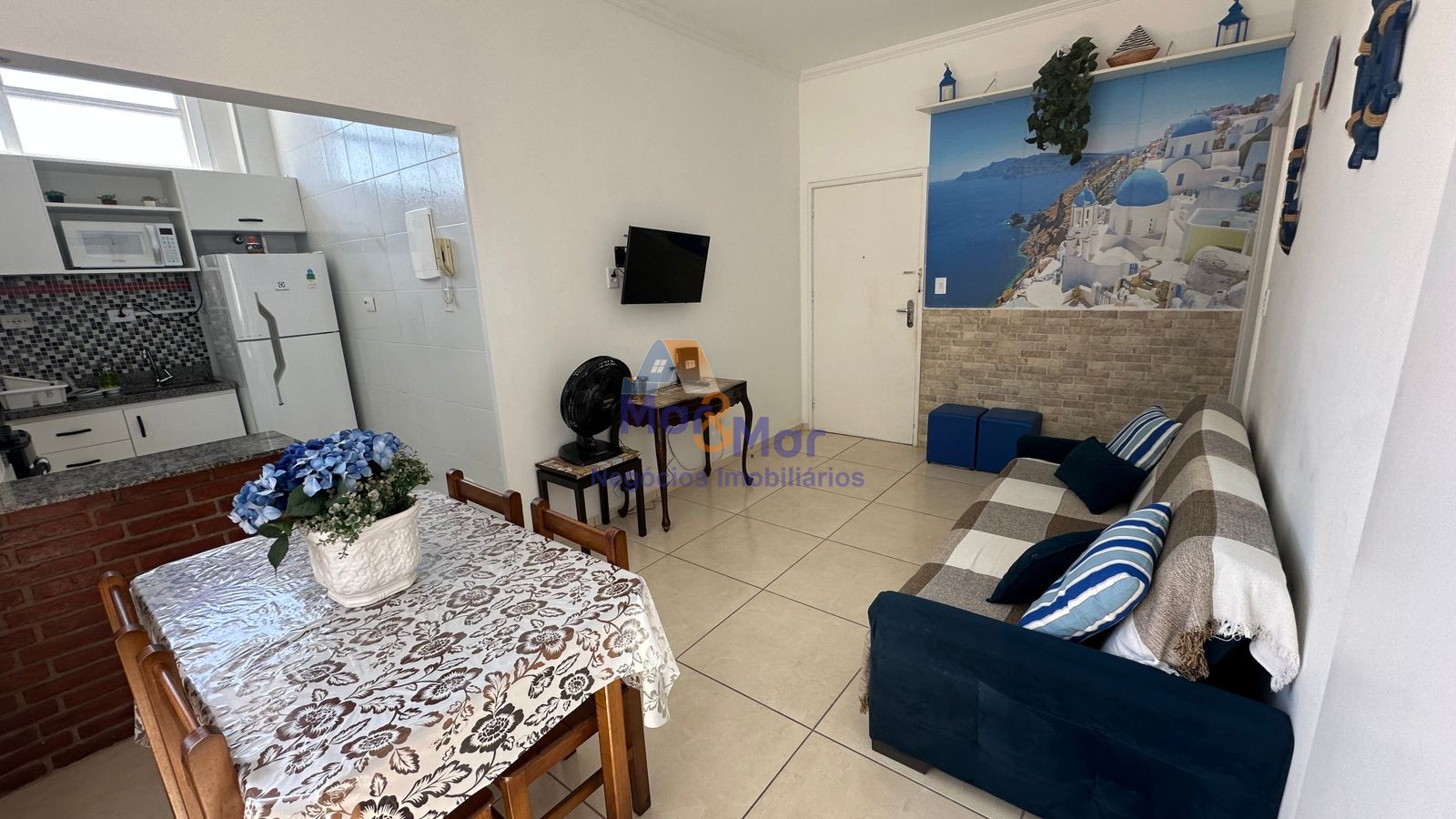 Apartamento na Praia das Pitangueiras, Guarujá - SP