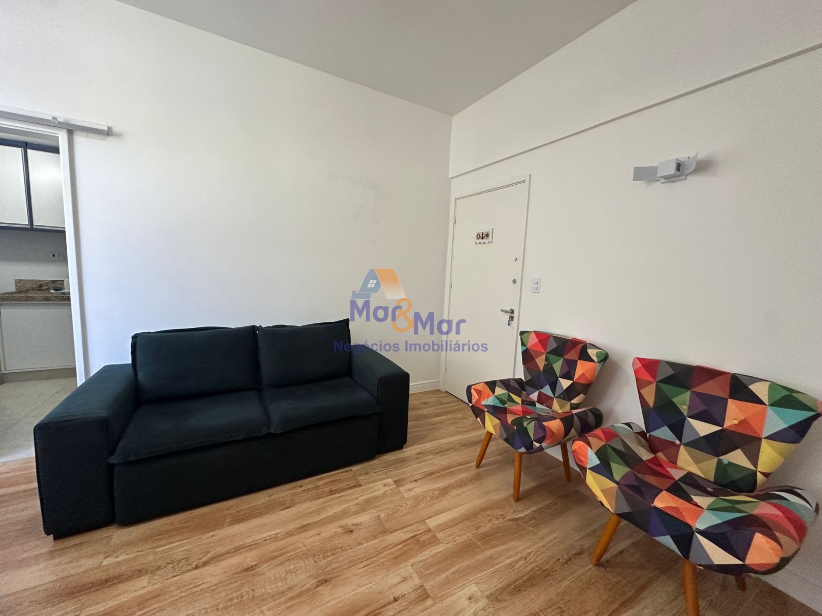 Apartamento na Praia das Pitangueiras, Guarujá - SP