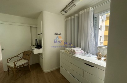 Apartamento na Praia das Pitangueiras, Guarujá - SP