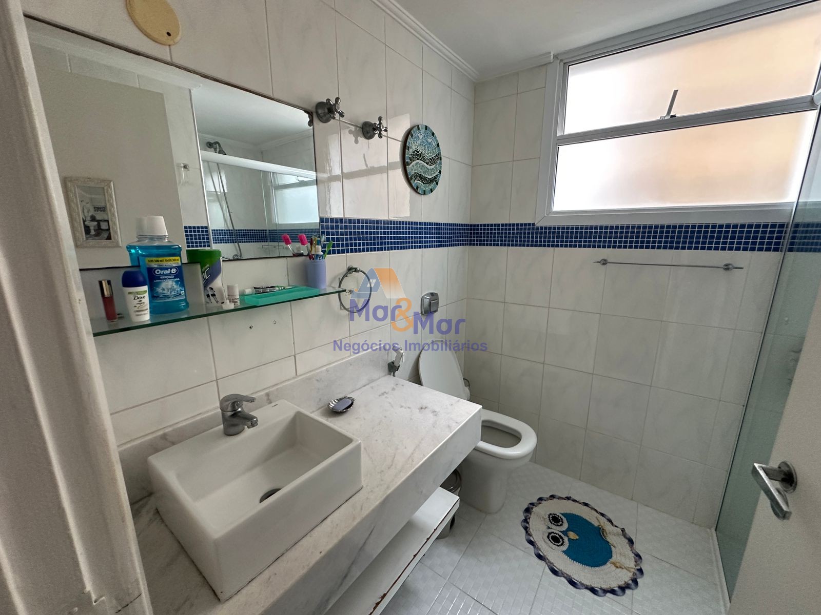Apartamento na Praia das Pitangueiras, Guarujá - SP