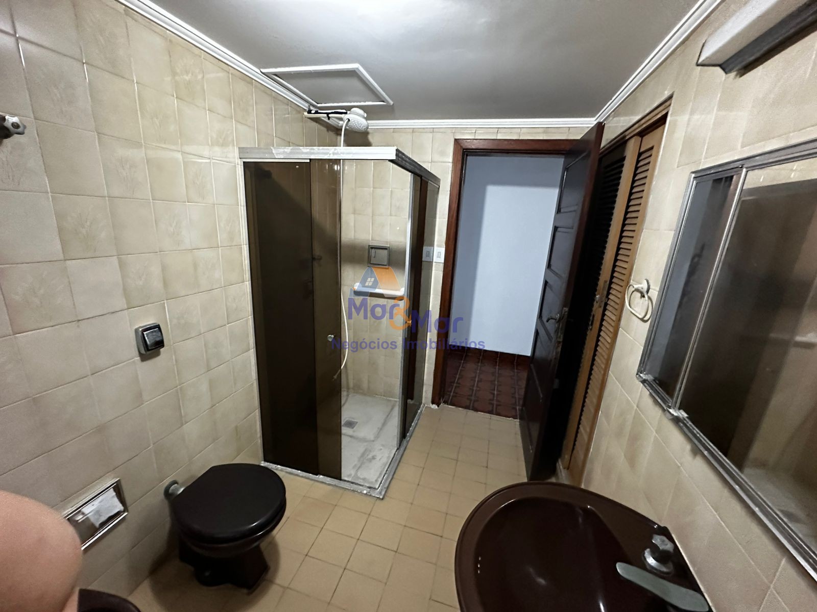 Apartamento Frente ao Mar nas Pitangueiras, Guarujá - SP