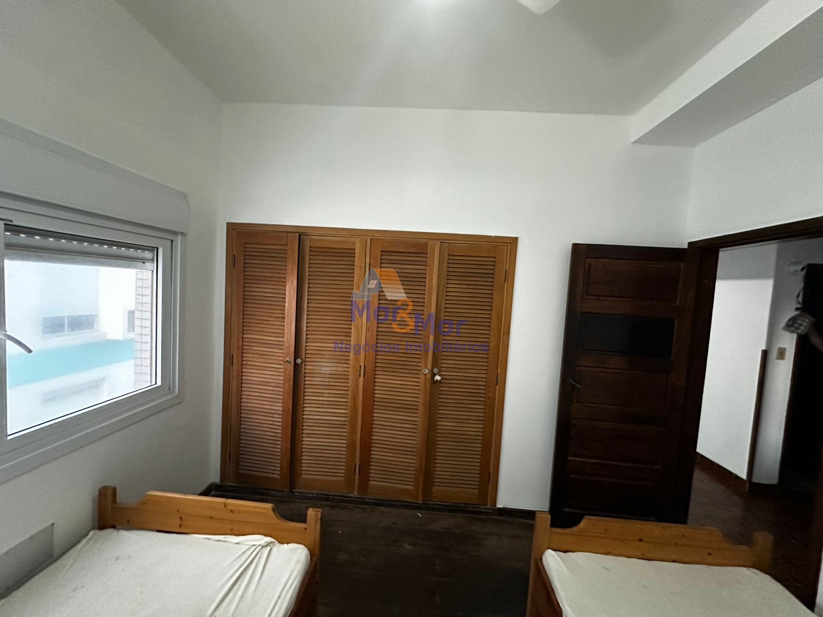 Apartamento Frente ao Mar nas Pitangueiras, Guarujá - SP