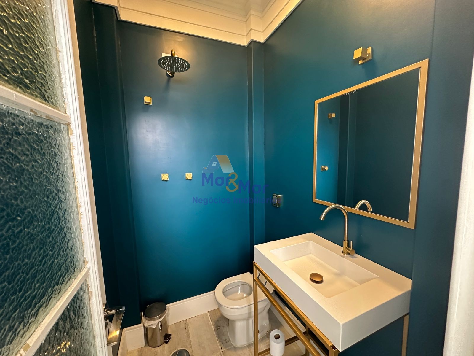 Apartamento Frente ao Mar nas Pitangueiras, Guarujá - SP