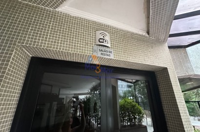 Apartamento na Praia das Pitangueiras, Guarujá - SP