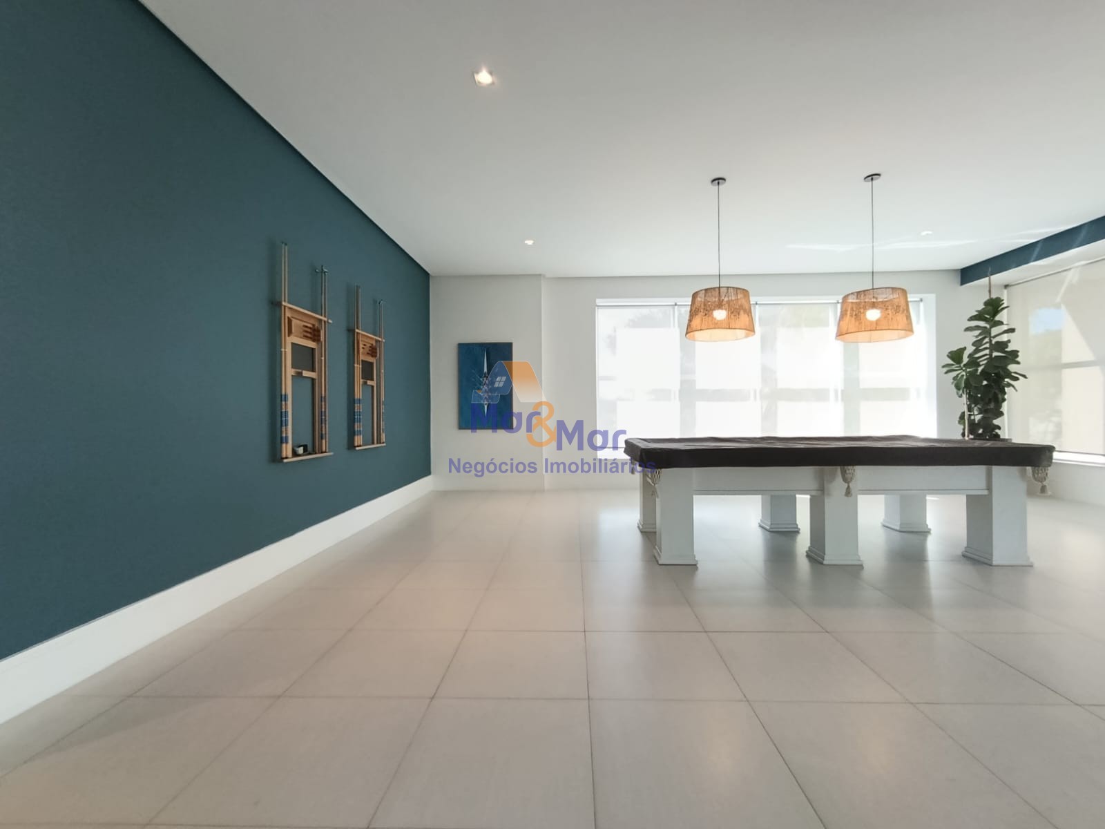 Apartamento na Praia da Enseada, Guarujá - SP