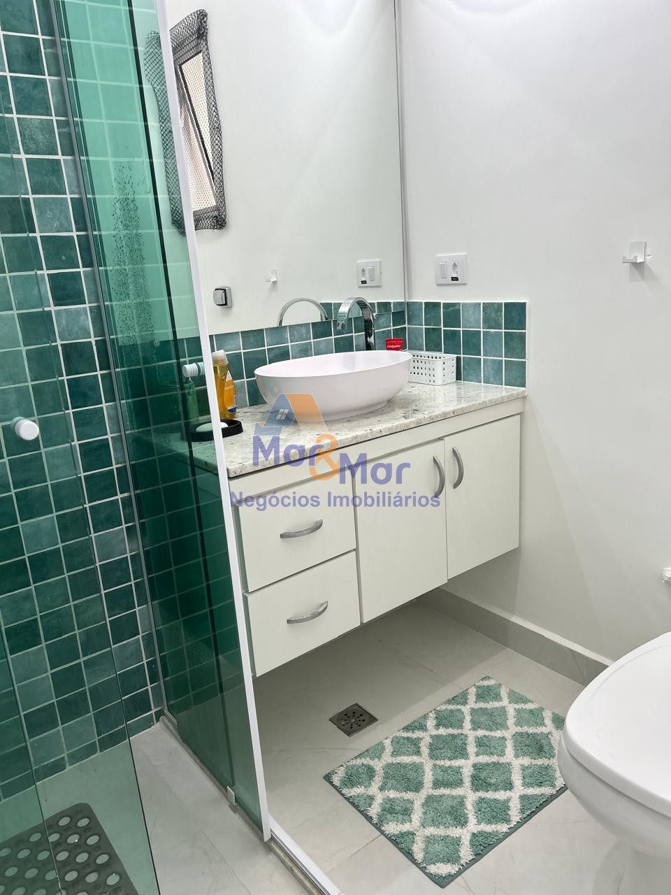 Apartamento Frente ao Mar nas Pitangueiras, Guarujá - SP