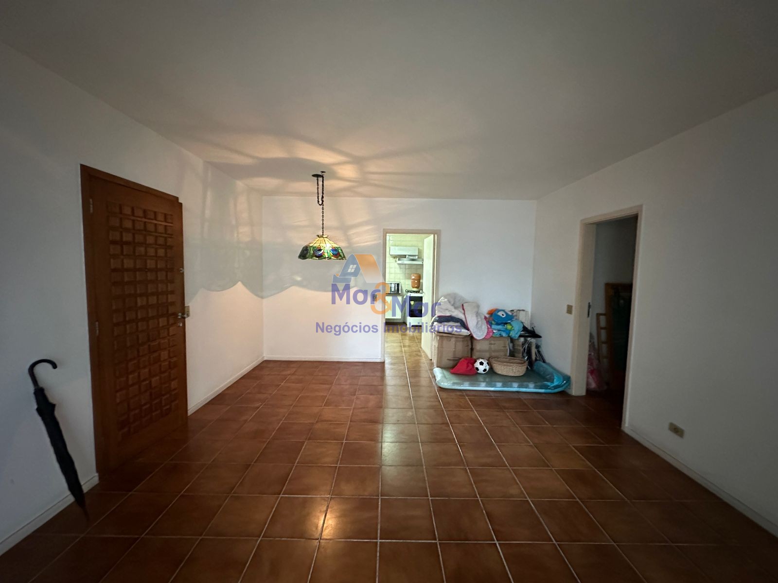 Apartamento na Praia das Pitangueiras, Guarujá - SP