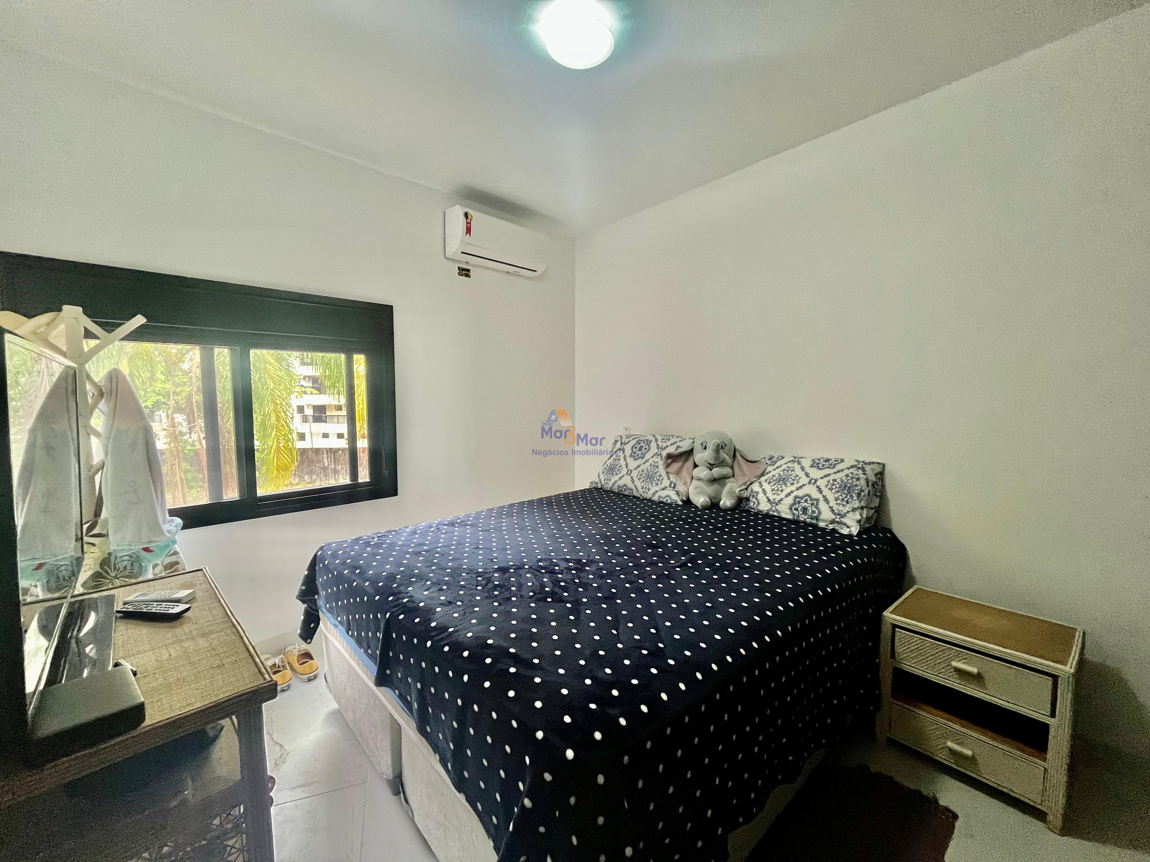 Apartamento na Praia da Enseada, Guarujá - SP