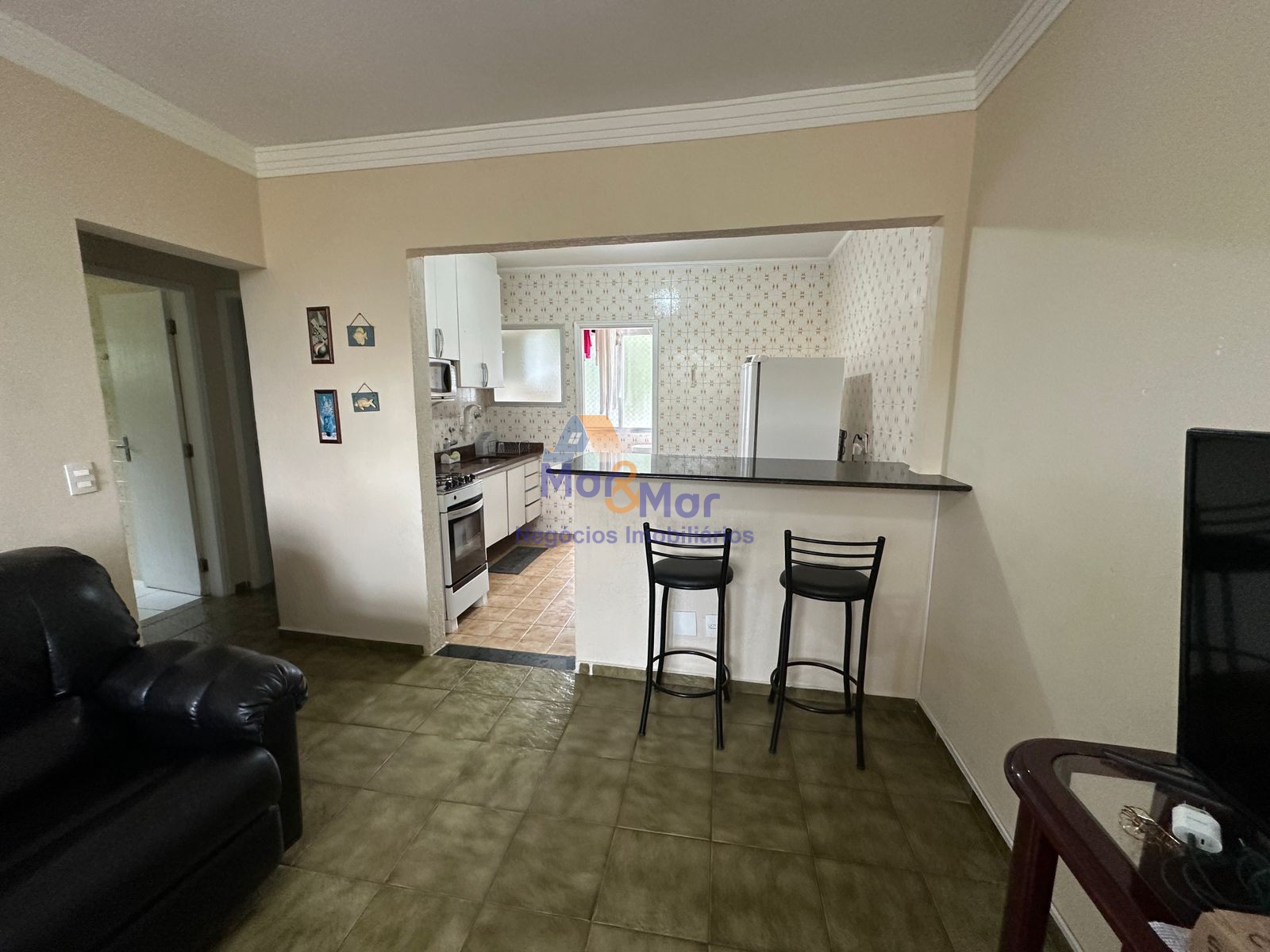 Apartamento na Praia das Pitangueiras, Guarujá - SP