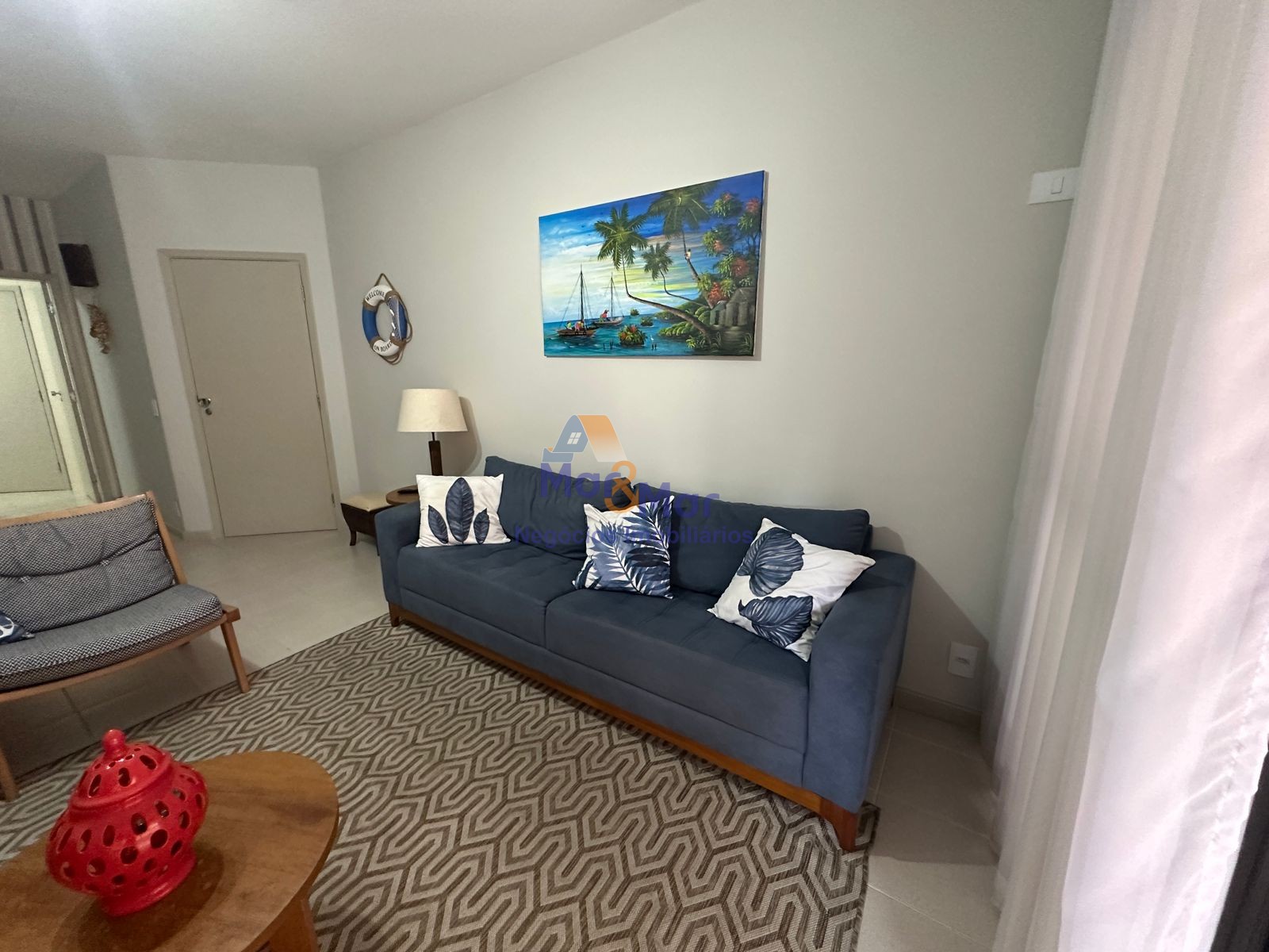 Apartamento na Praia das Pitangueiras, Guarujá - SP