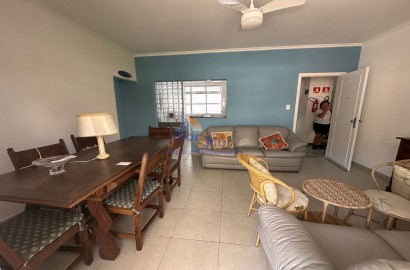 Apartamento na Praia das Pitangueiras, Guarujá - SP