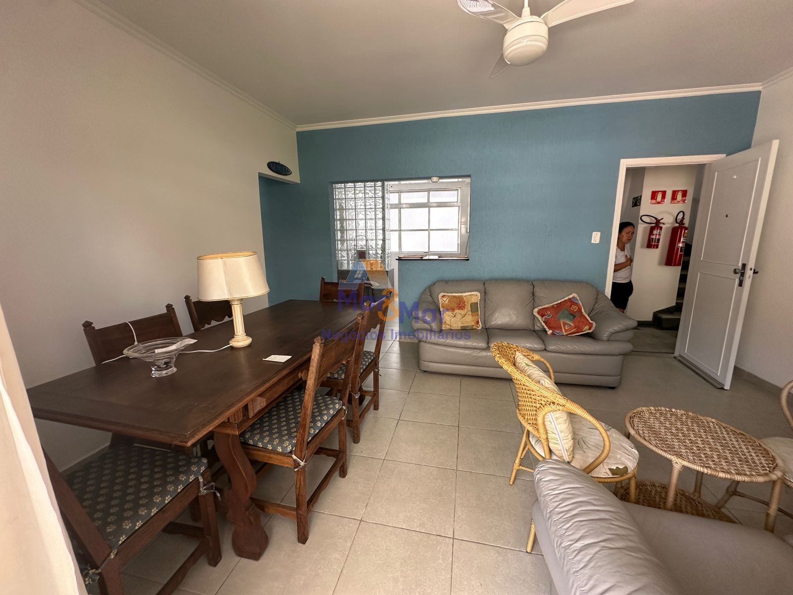 Apartamento na Praia das Pitangueiras, Guarujá - SP