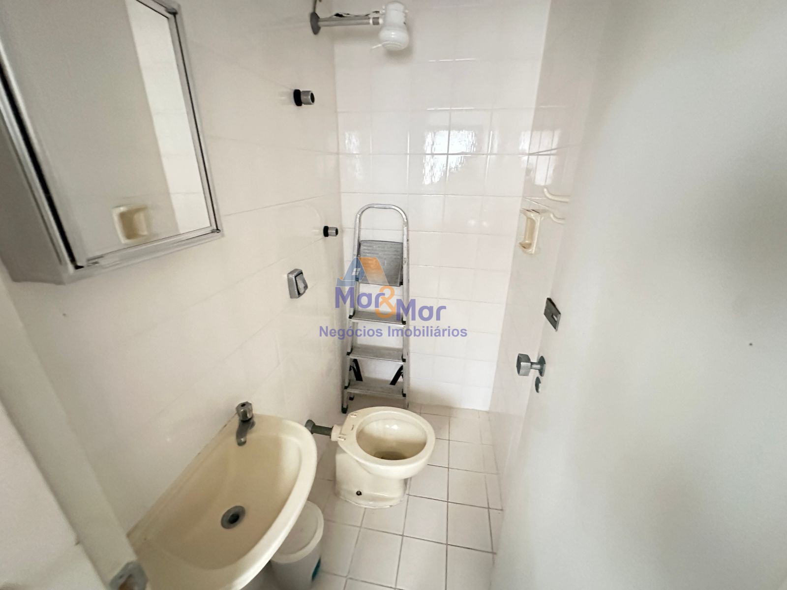 Apartamento-2-dormitorios-Pitangueiras