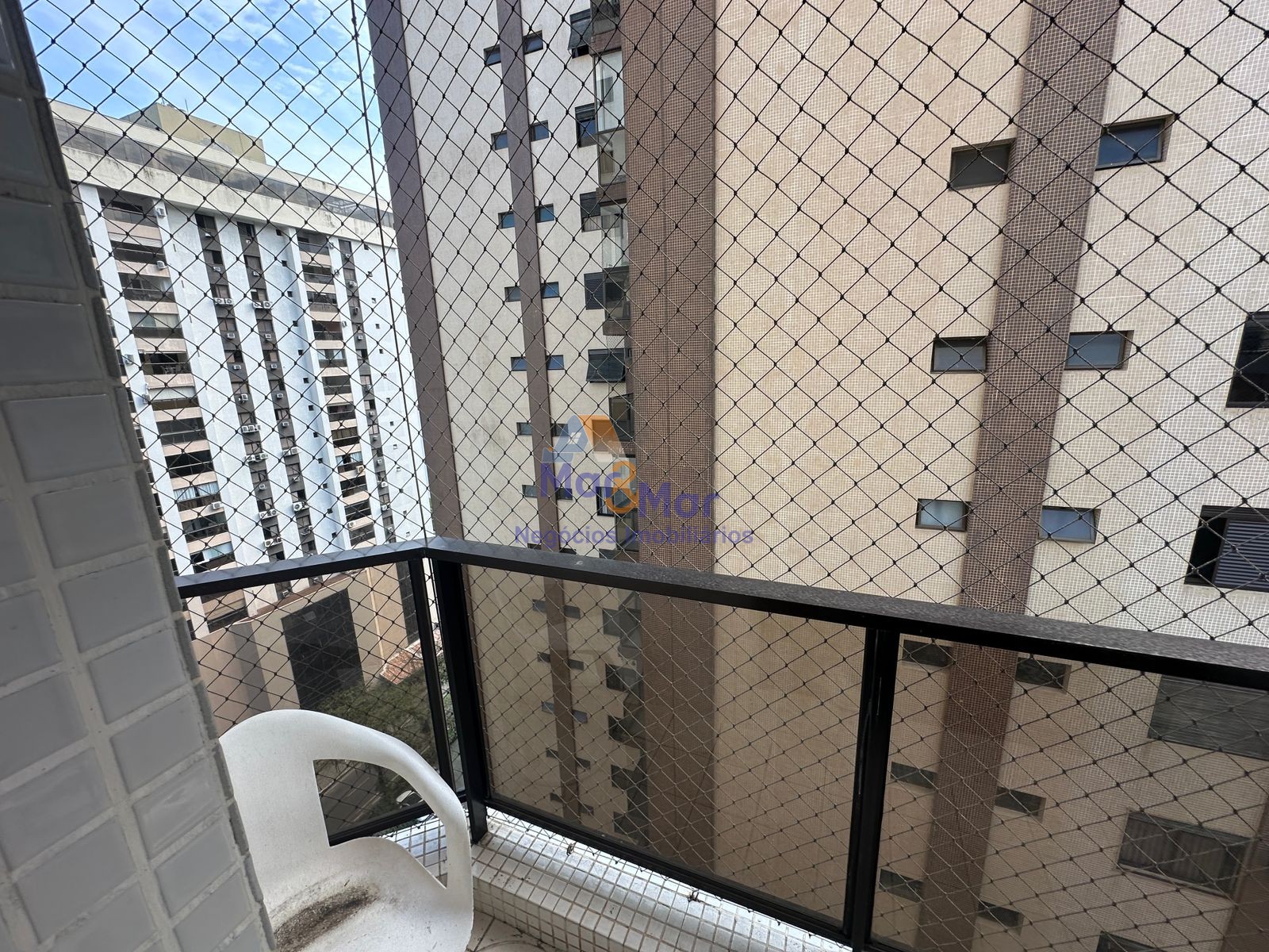 Apartamento-2-dormitorios-Pitangueiras