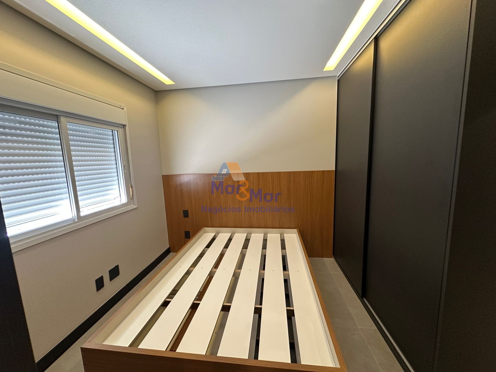 Apartamento na Praia das Astúrias, Guarujá - SP