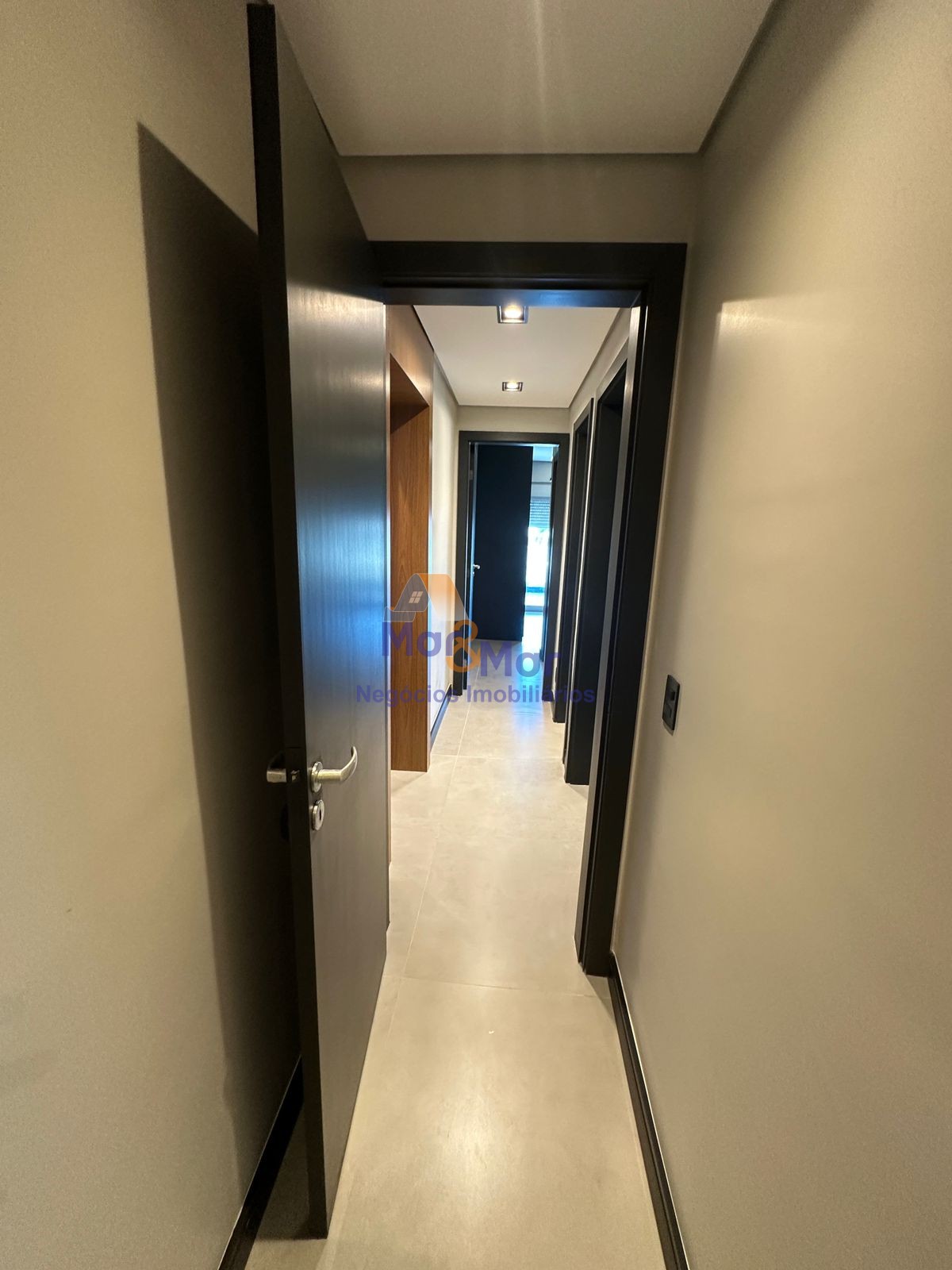 Apartamento na Praia das Astúrias, Guarujá - SP
