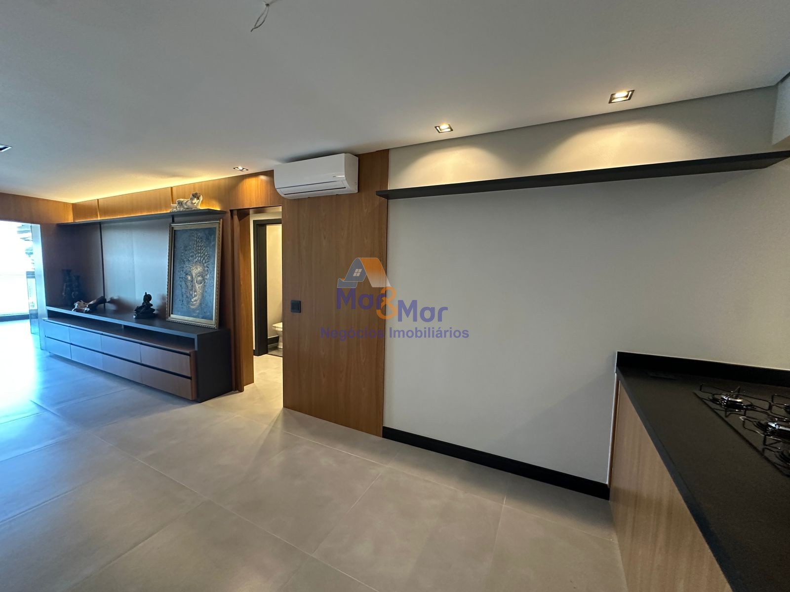 Apartamento na Praia das Astúrias, Guarujá - SP