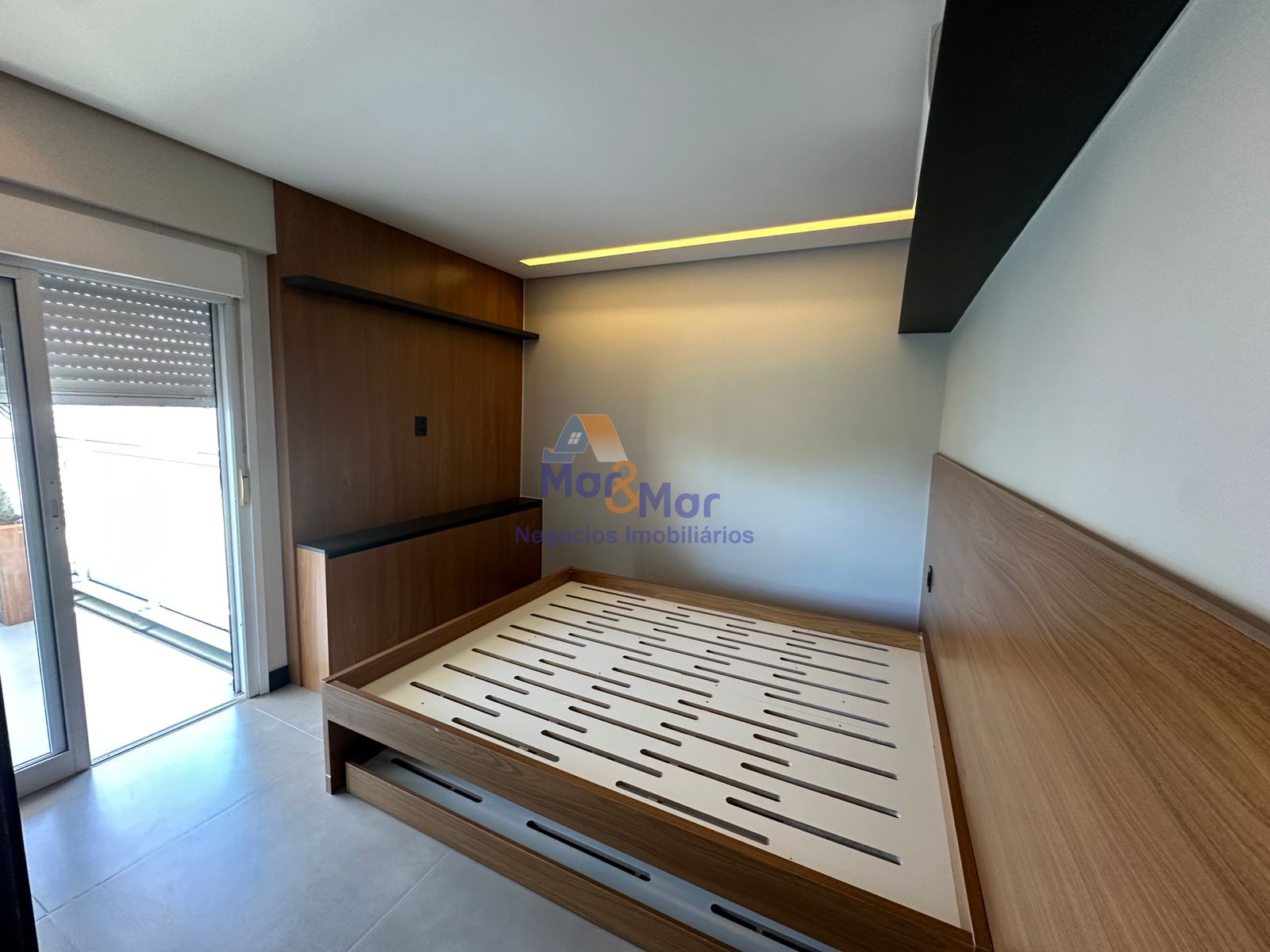Apartamento na Praia das Astúrias, Guarujá - SP