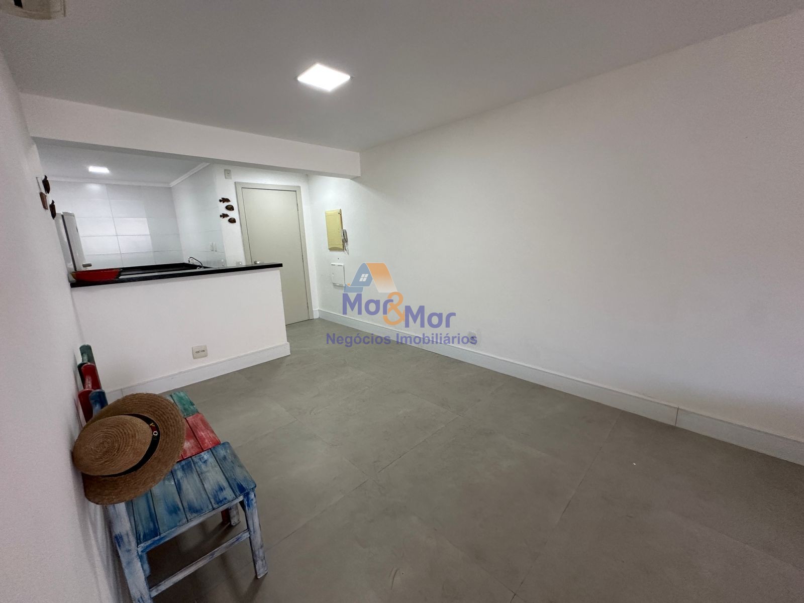 Apartamento na Praia das Astúrias, Guarujá - SP