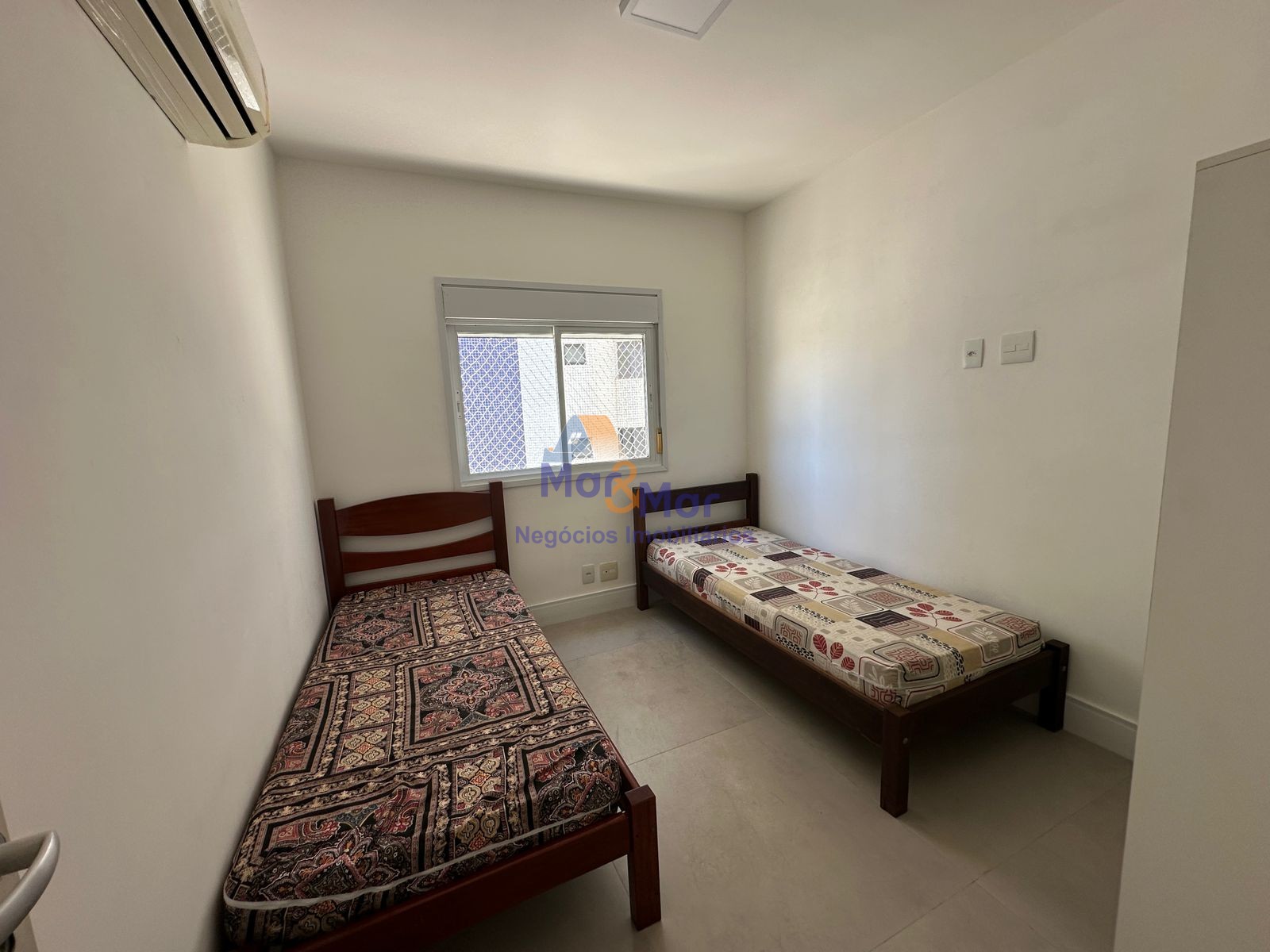 Apartamento na Praia das Astúrias, Guarujá - SP
