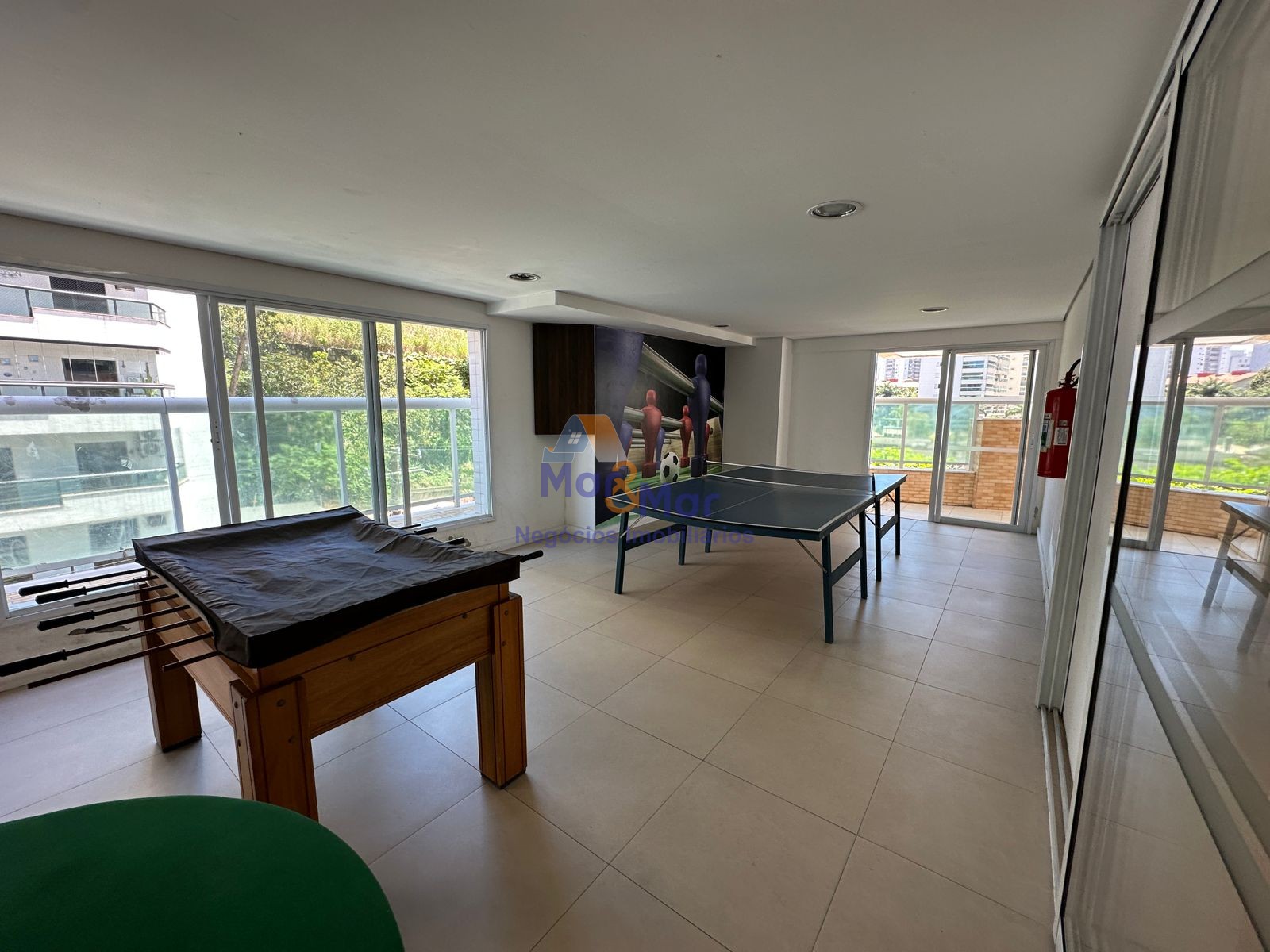 Apartamento na Praia das Astúrias, Guarujá - SP