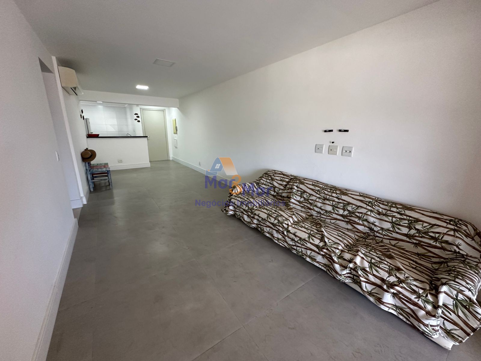 Apartamento na Praia das Astúrias, Guarujá - SP
