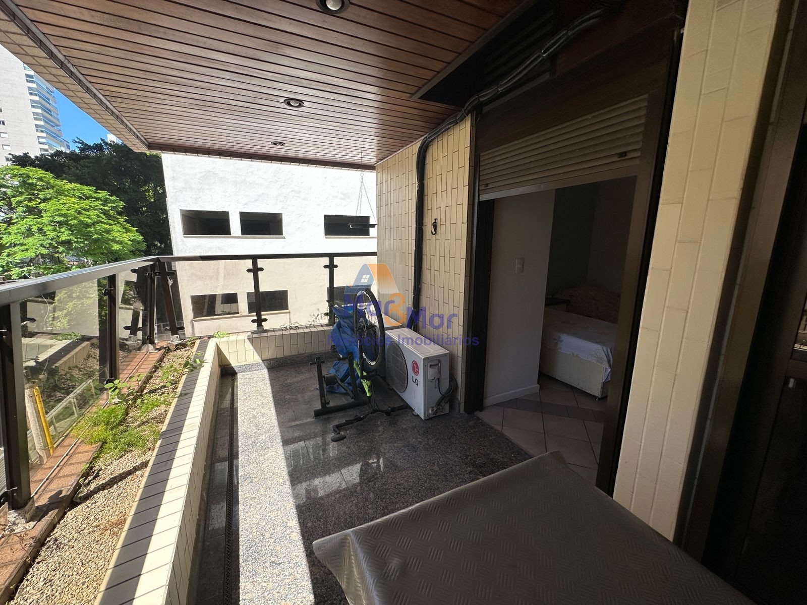 Apartamento-3-dormitorios-Pitangueiras