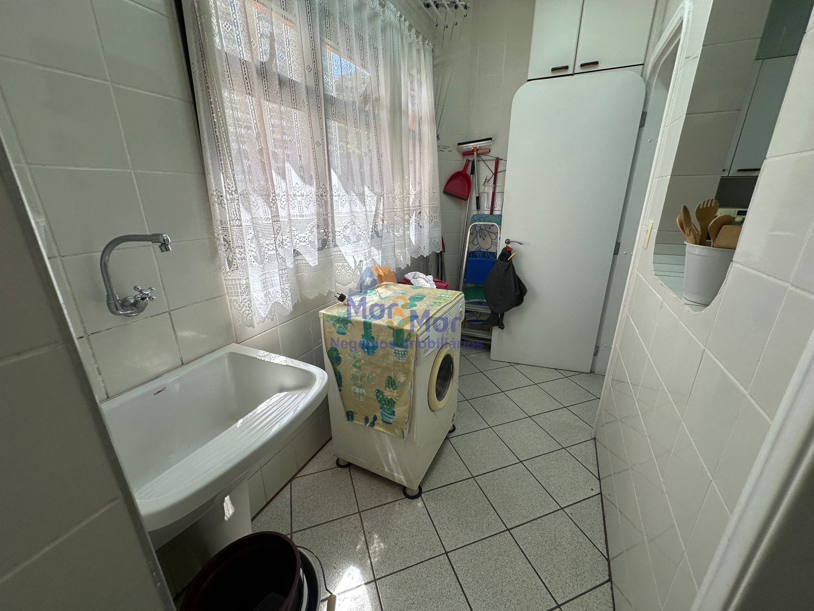 Apartamento-3-dormitorios-Pitangueiras