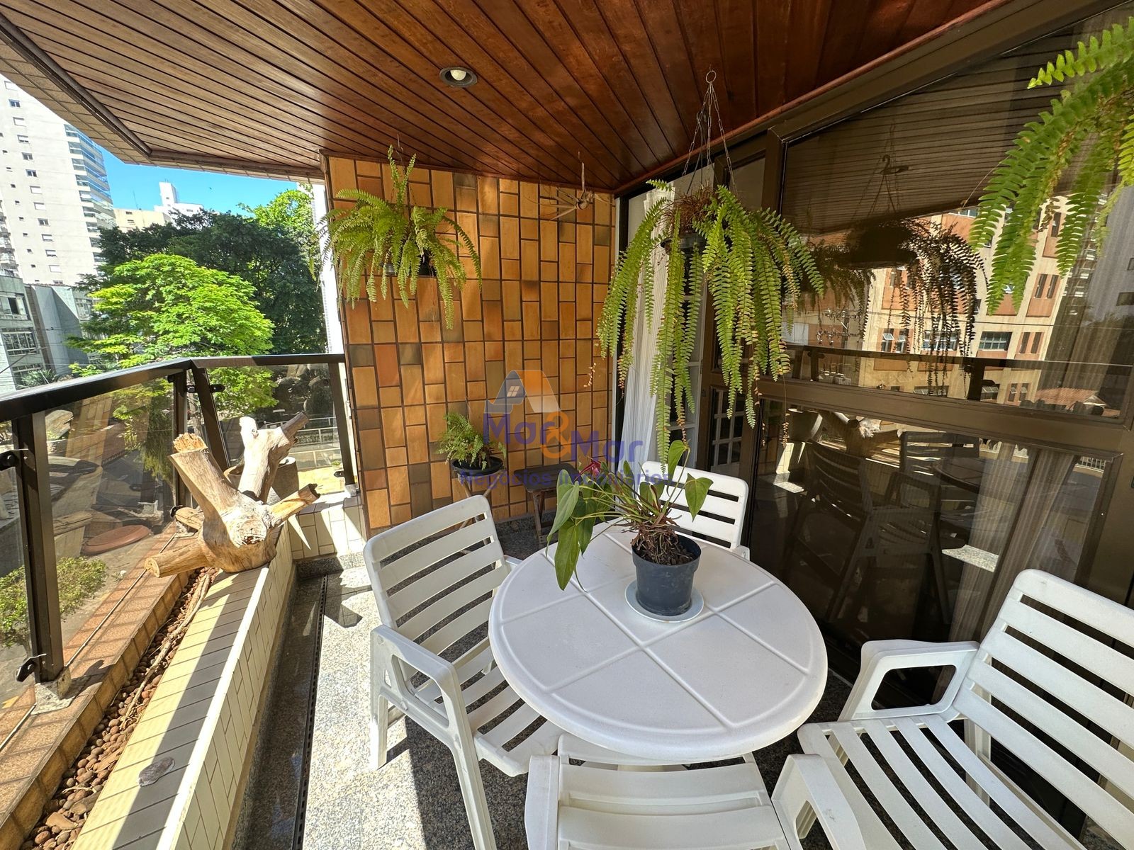 Apartamento-3-dormitorios-Pitangueiras