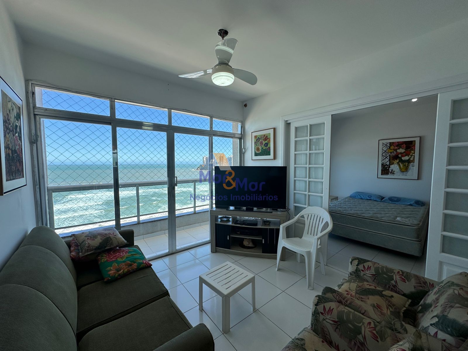 Apartamento Frente ao Mar-3-dormitorios-Pitangueiras